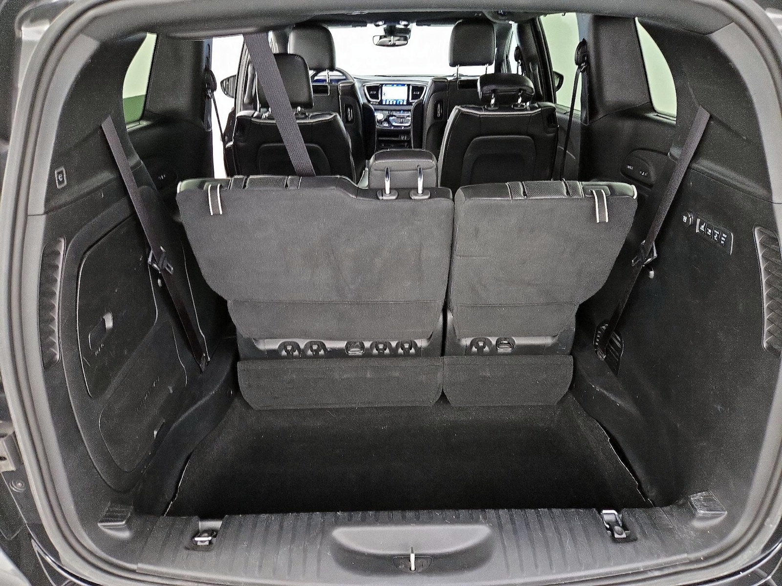 2019 Chrysler Pacifica Limited - Photo 24
