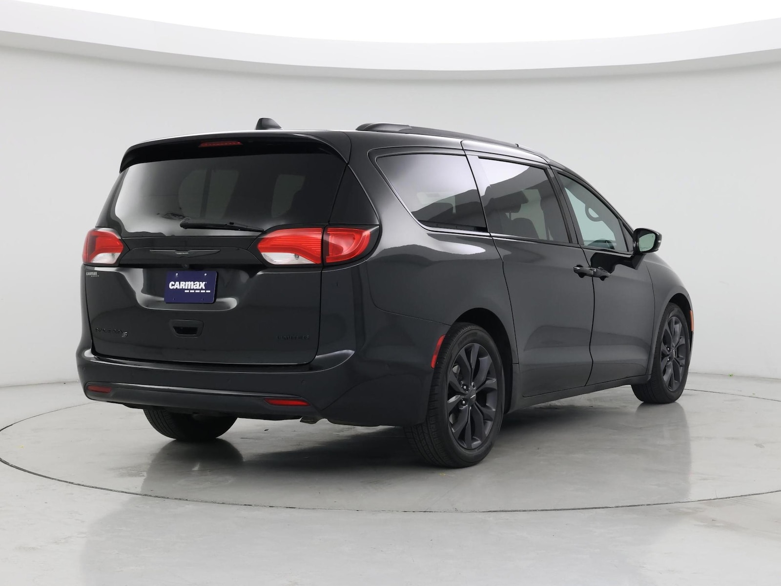 2019 Chrysler Pacifica Limited - Photo 9