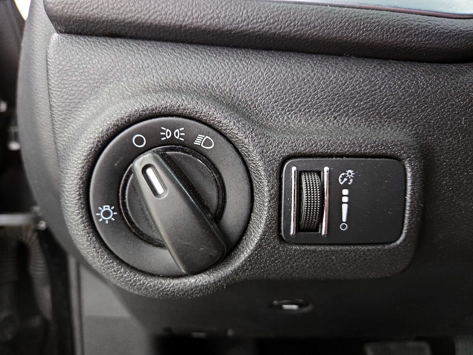 2016 Dodge Dart SXT Sport - Photo 14