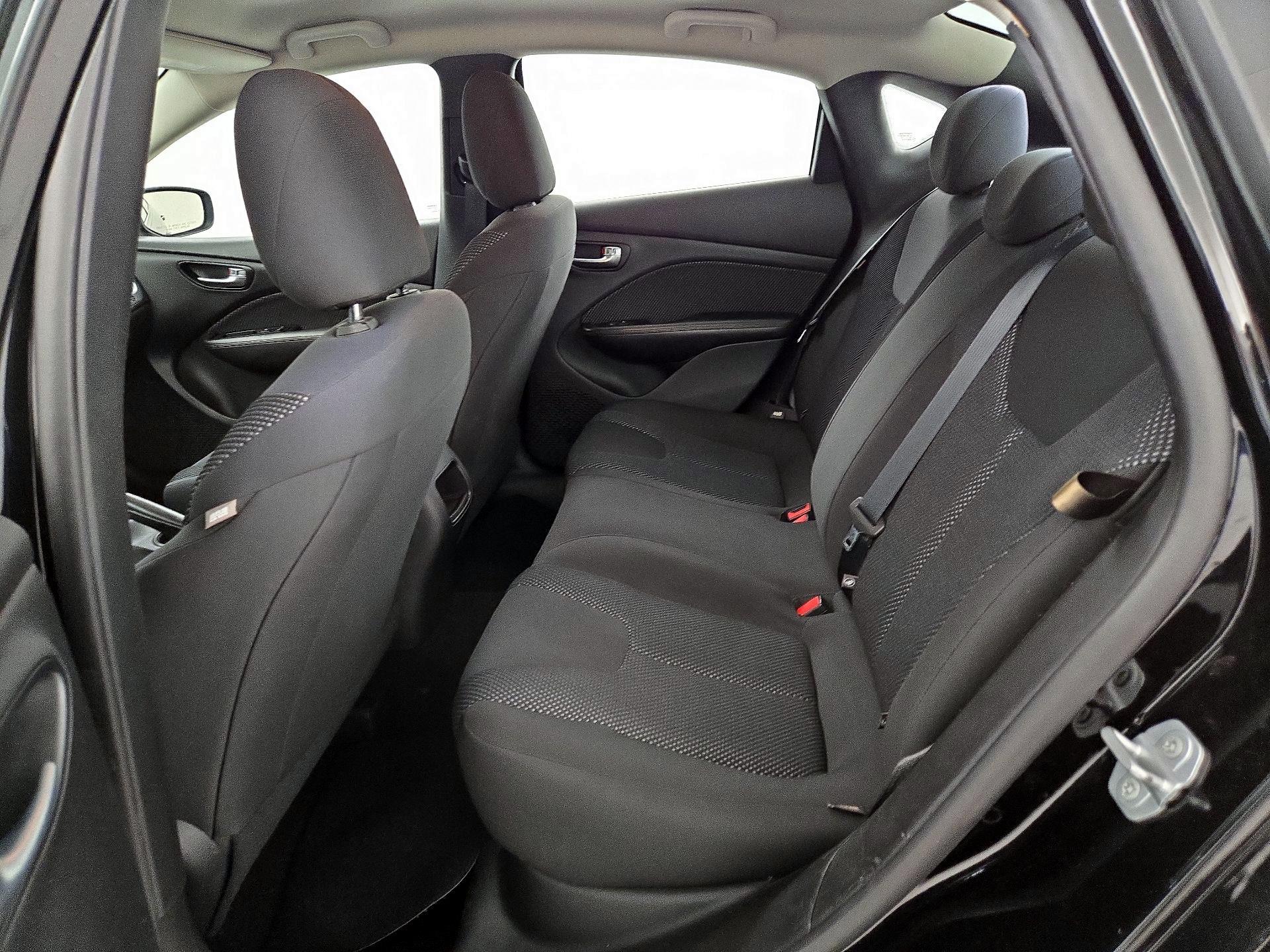 Thumbnail: 2016 Dodge Dart - 18