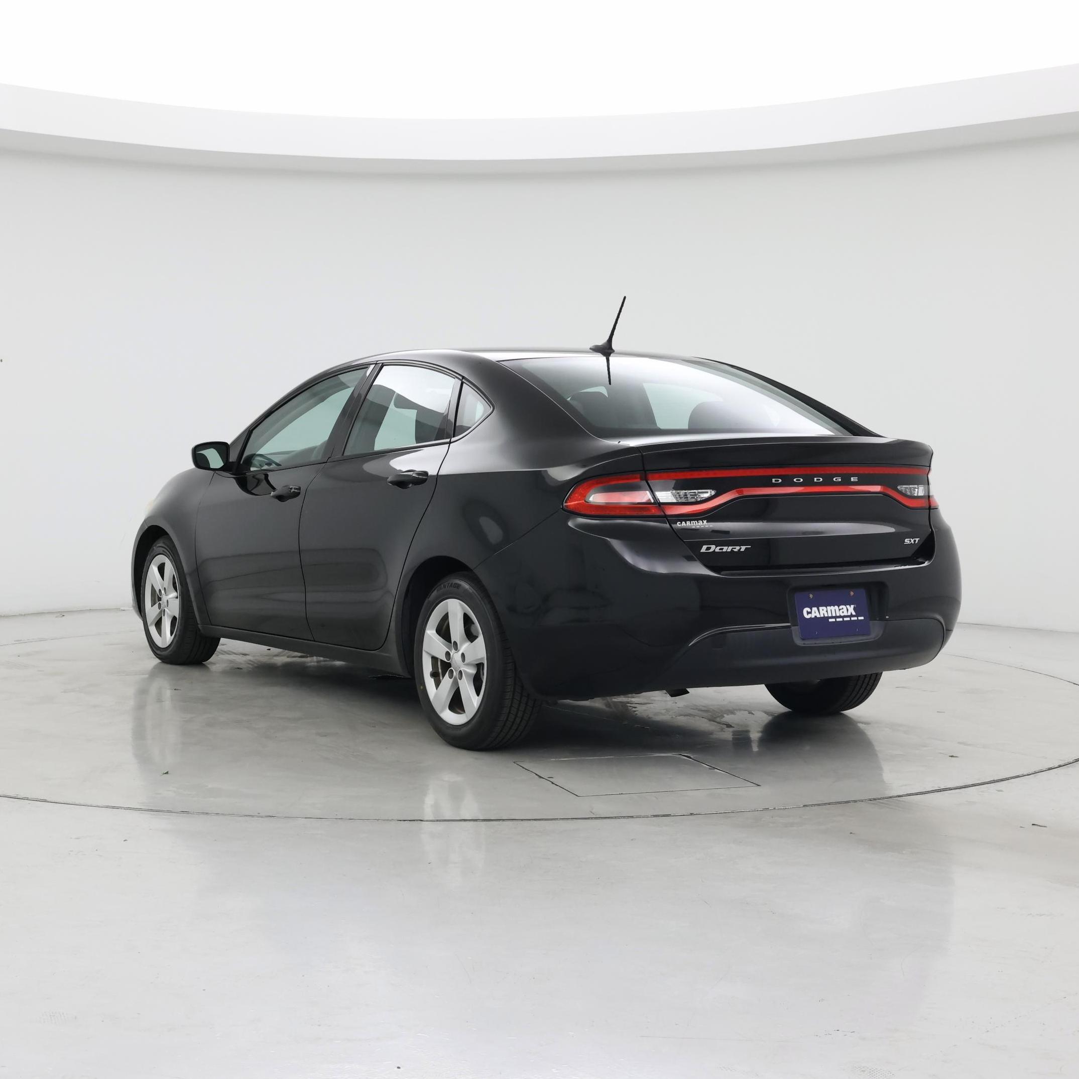 Thumbnail: 2016 Dodge Dart - 2