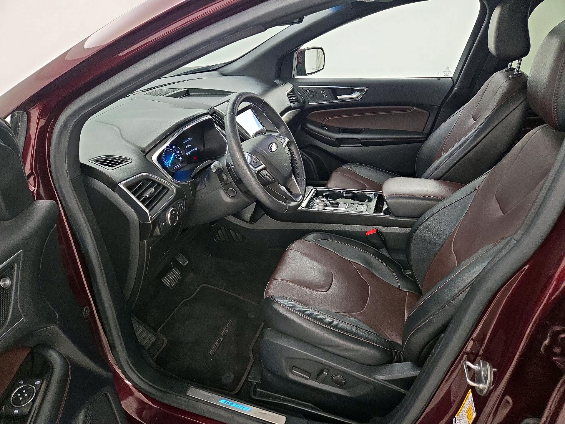 Thumbnail: 2020 Ford Edge - 11