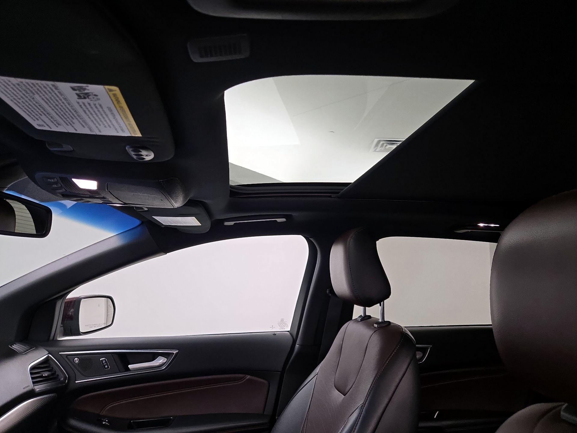 Thumbnail: 2020 Ford Edge - 20