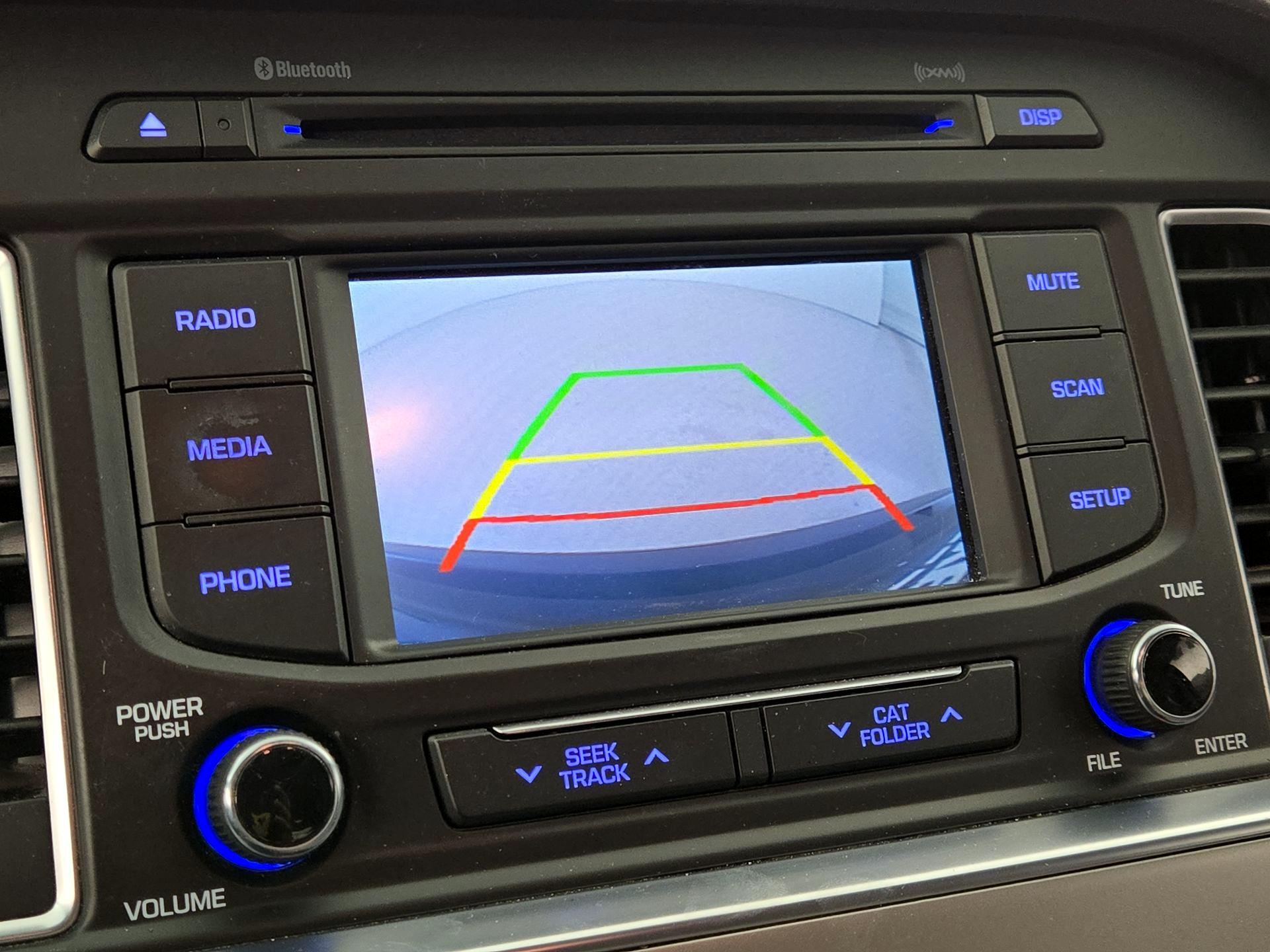 Thumbnail: 2015 Hyundai Sonata - 14