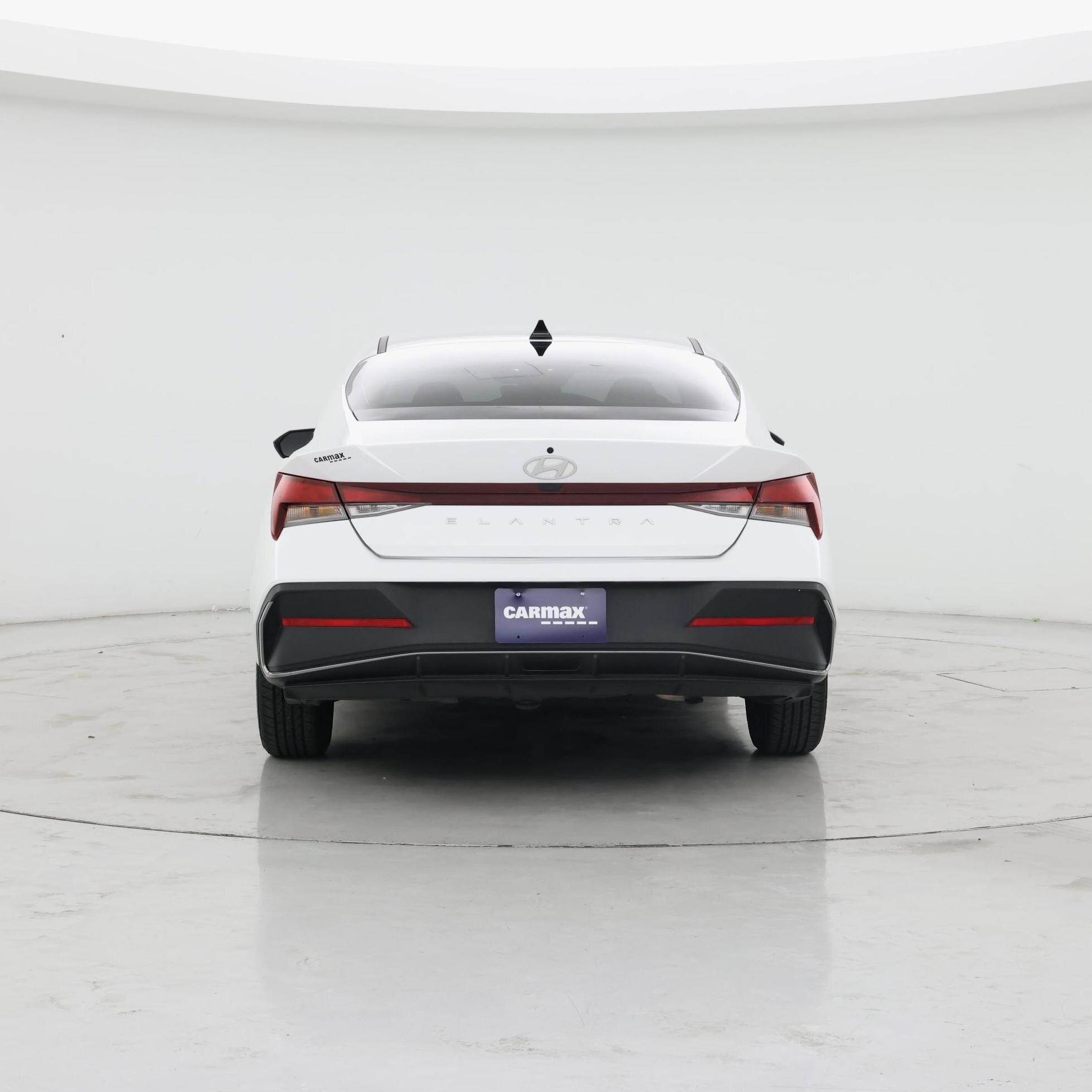 Thumbnail: 2024 Hyundai Elantra - 6