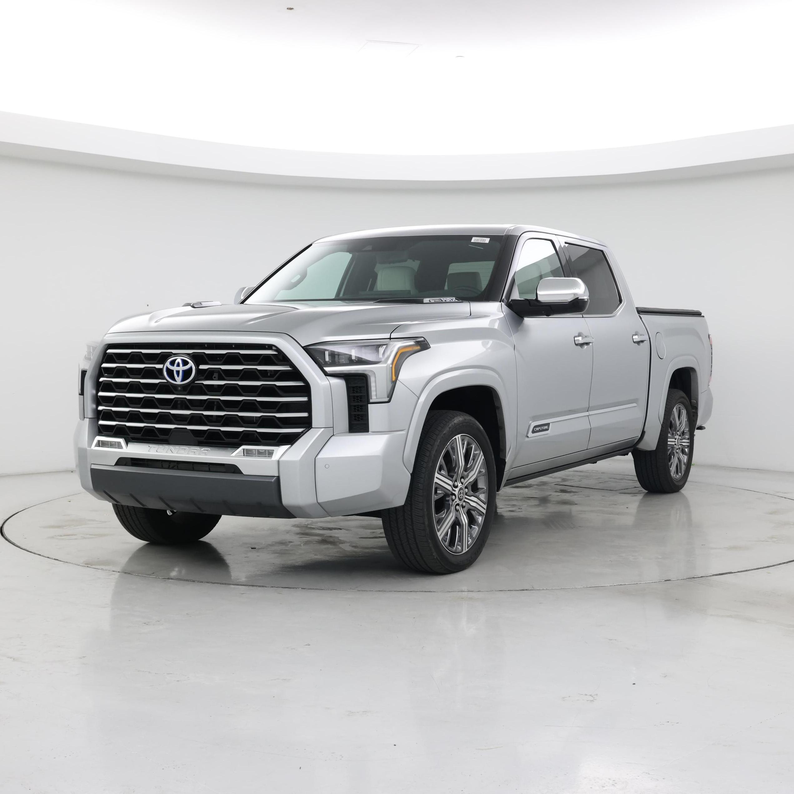 Thumbnail: 2022 Toyota Tundra - 4