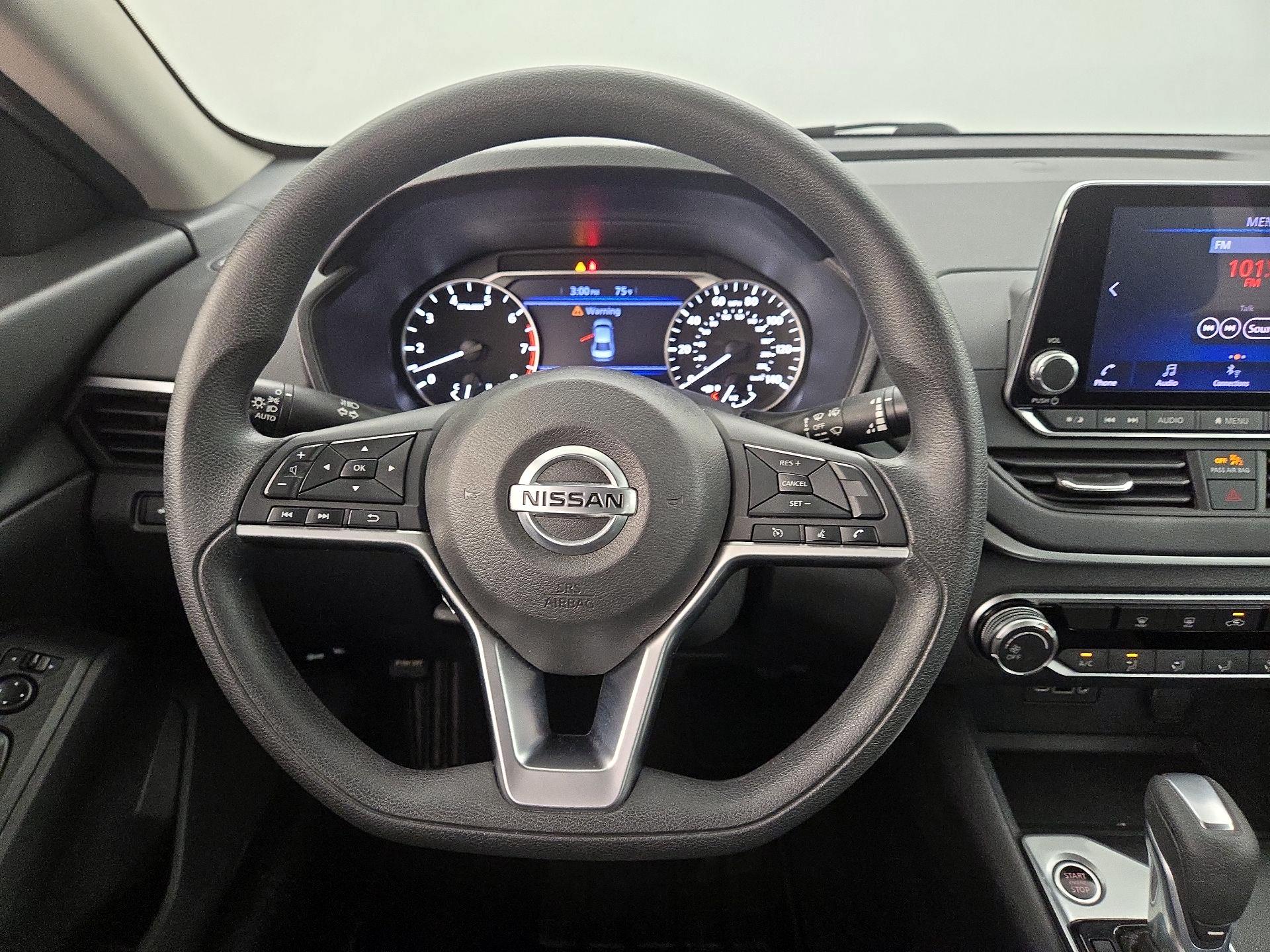 Thumbnail: 2019 Nissan Altima - 10