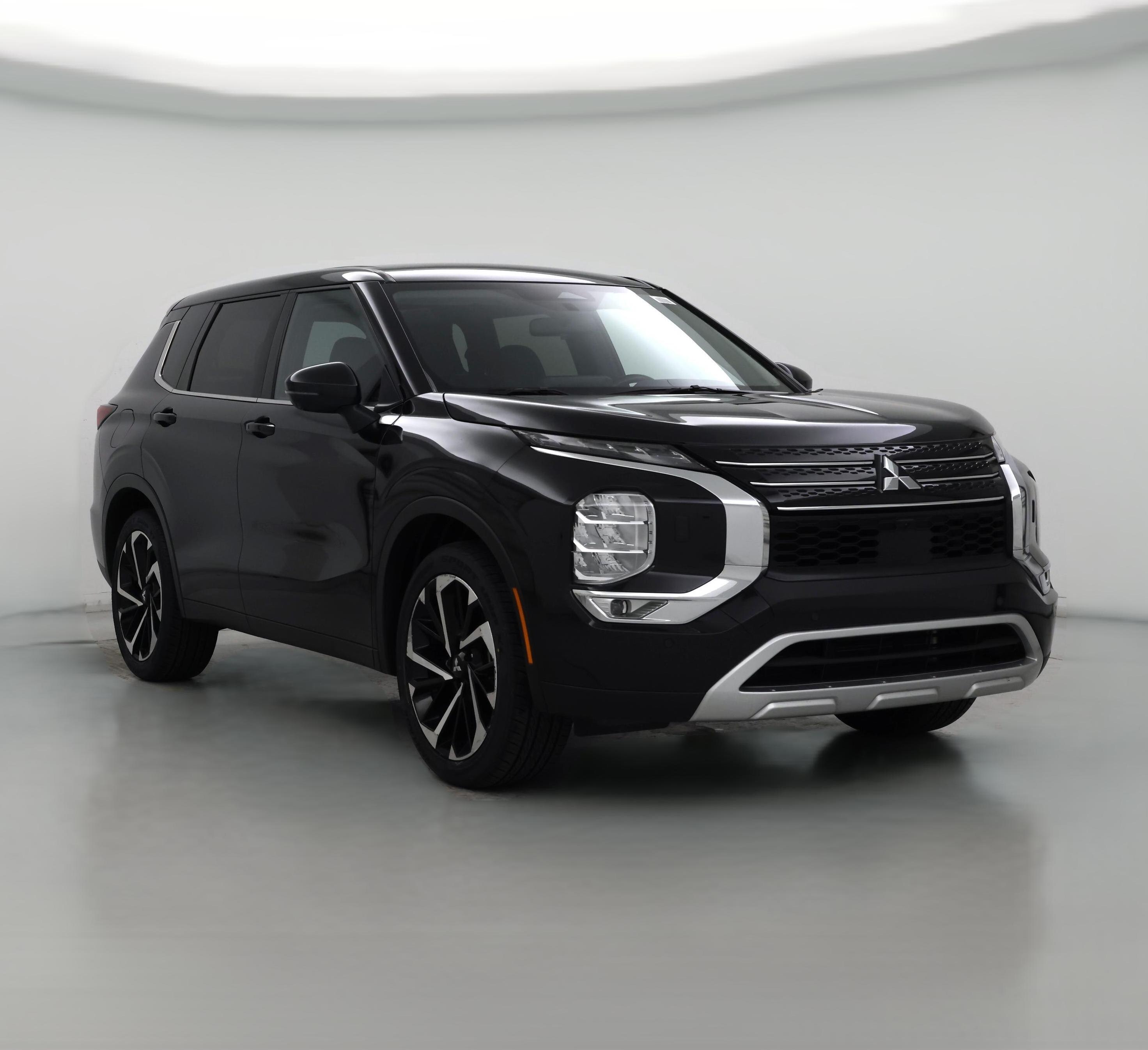 Thumbnail: 2024 Mitsubishi Outlander - 1