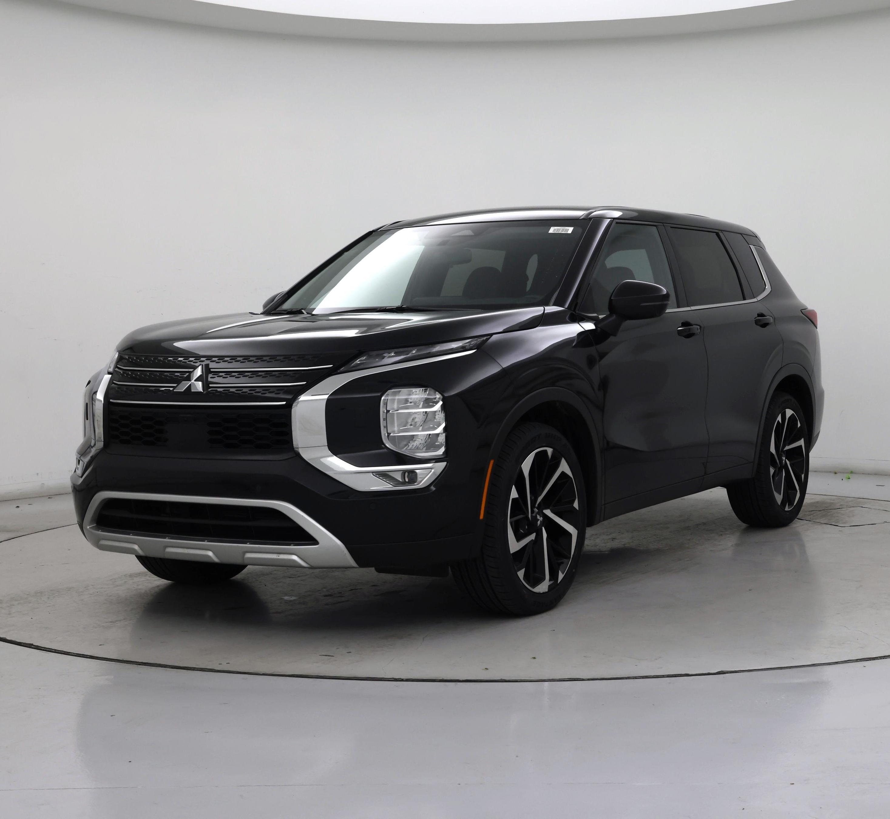 Thumbnail: 2024 Mitsubishi Outlander - 4