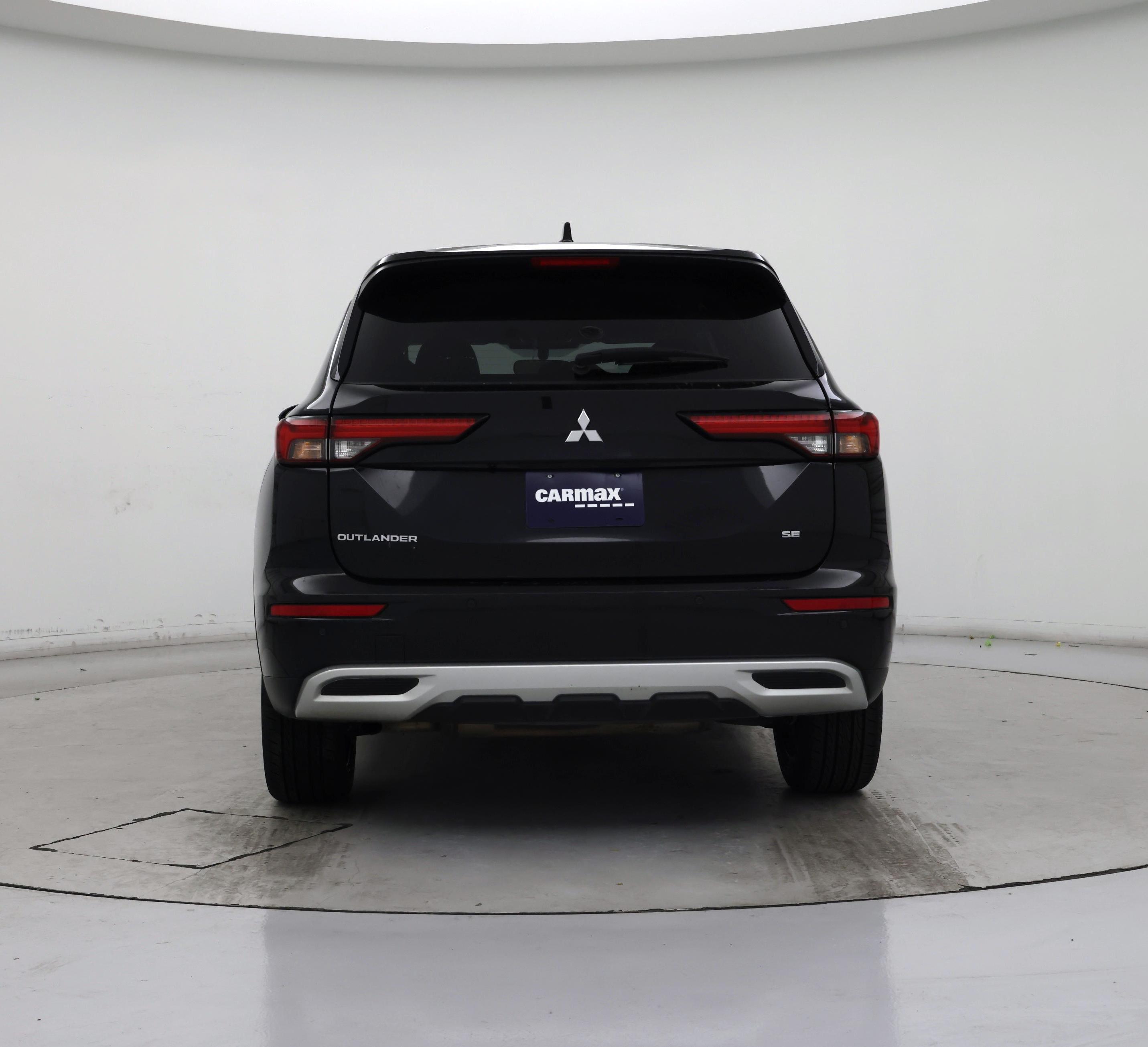 Thumbnail: 2024 Mitsubishi Outlander - 6
