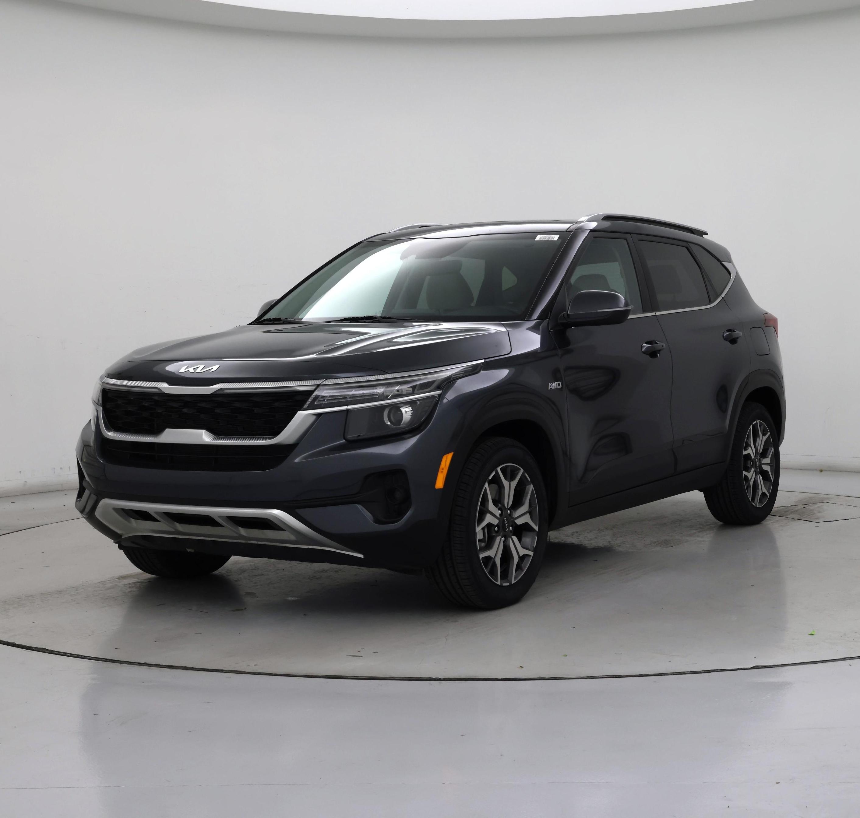 Thumbnail: 2022 Kia Seltos - 4