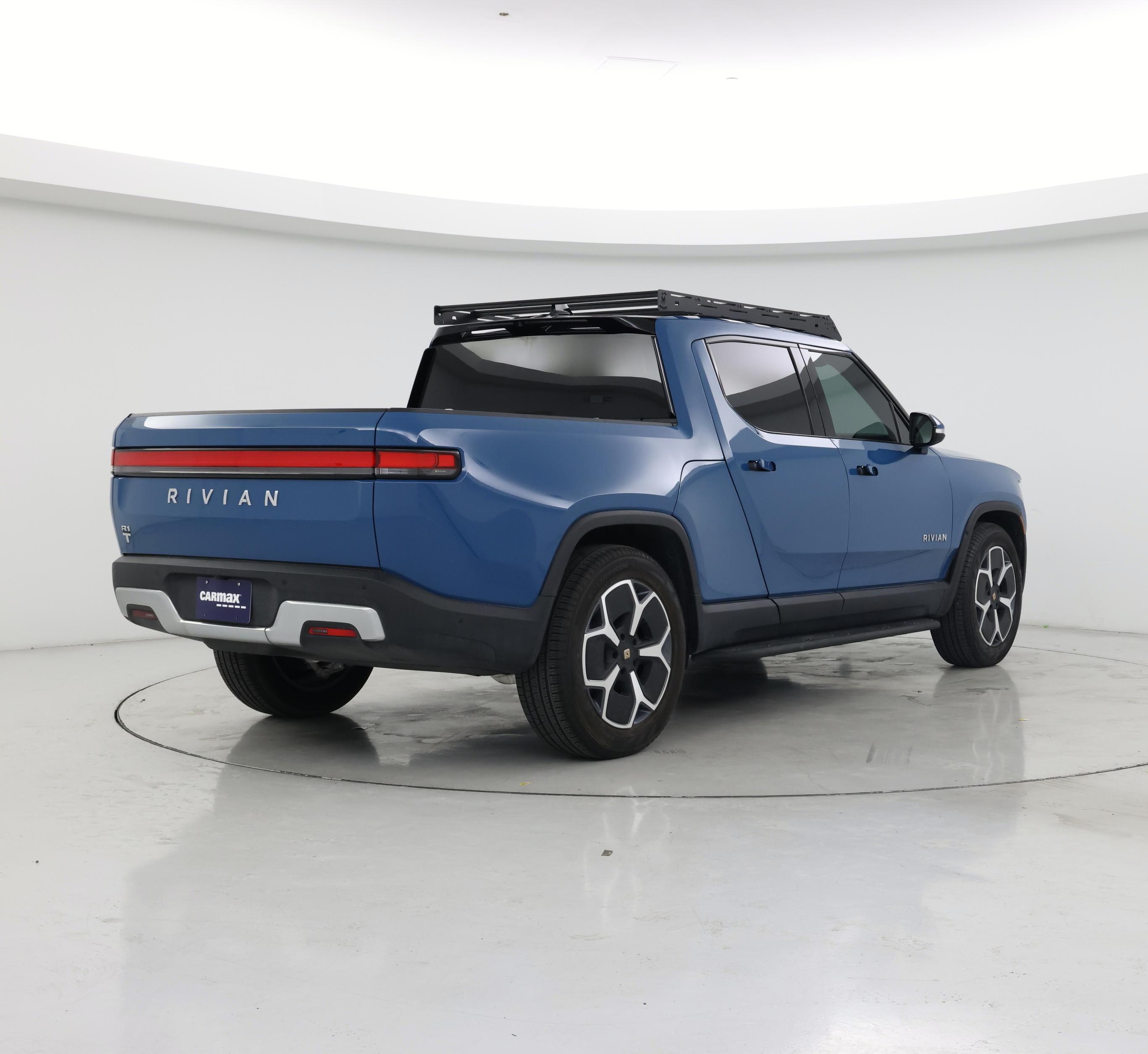 Thumbnail: 2023 Rivian R1T - 8
