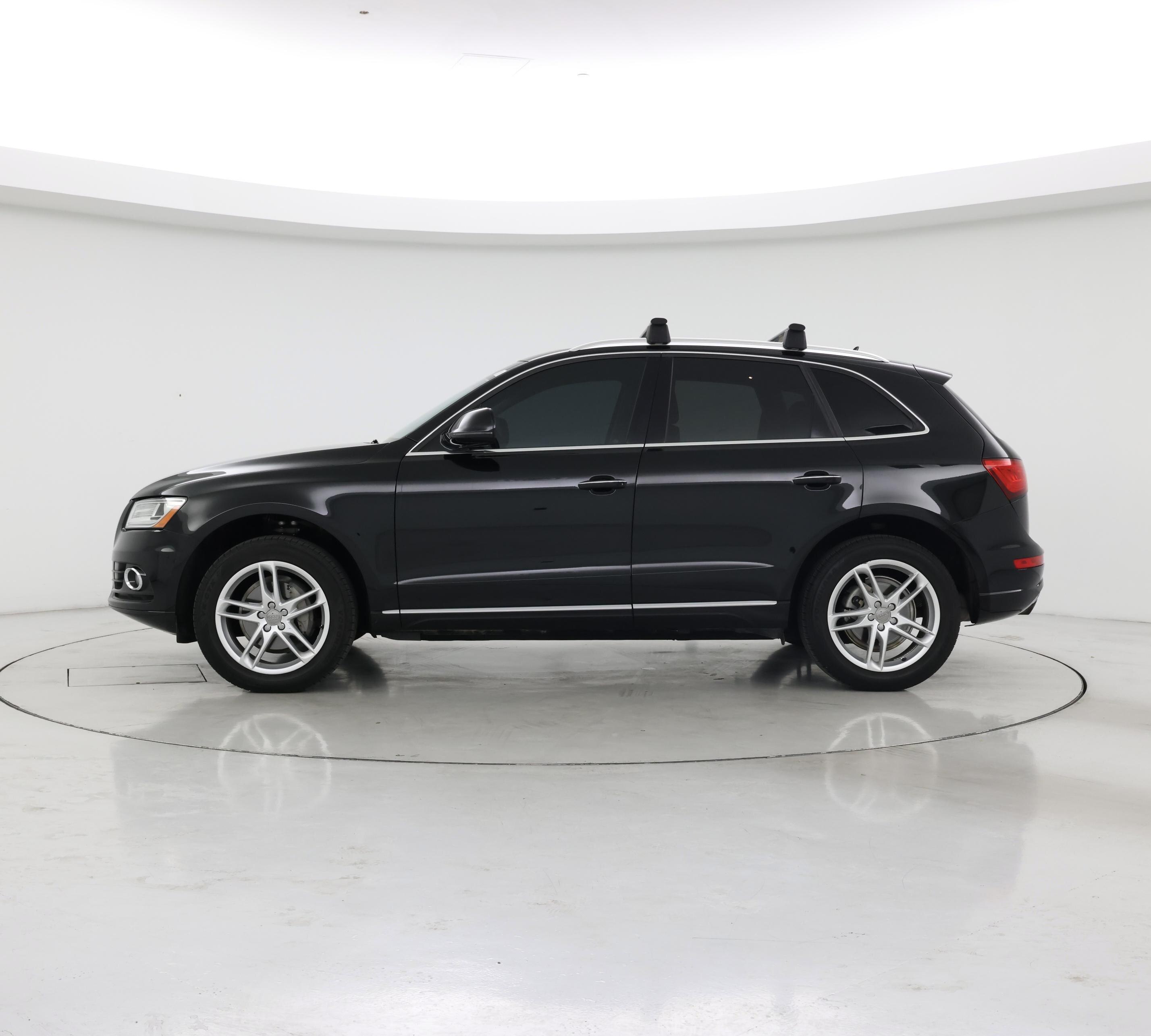 Thumbnail: 2017 Audi Q5 - 3
