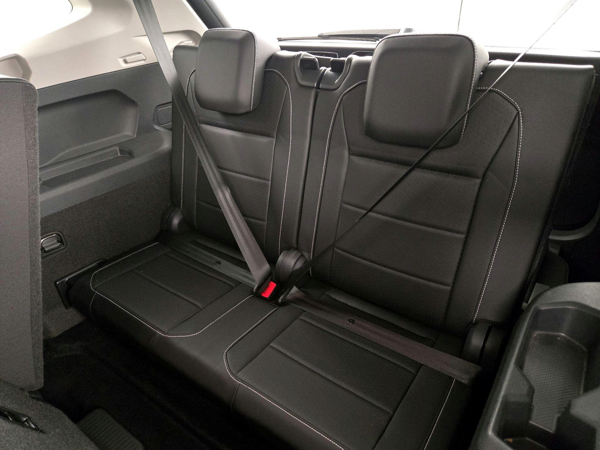 Thumbnail: 2021 Volkswagen Tiguan - 20