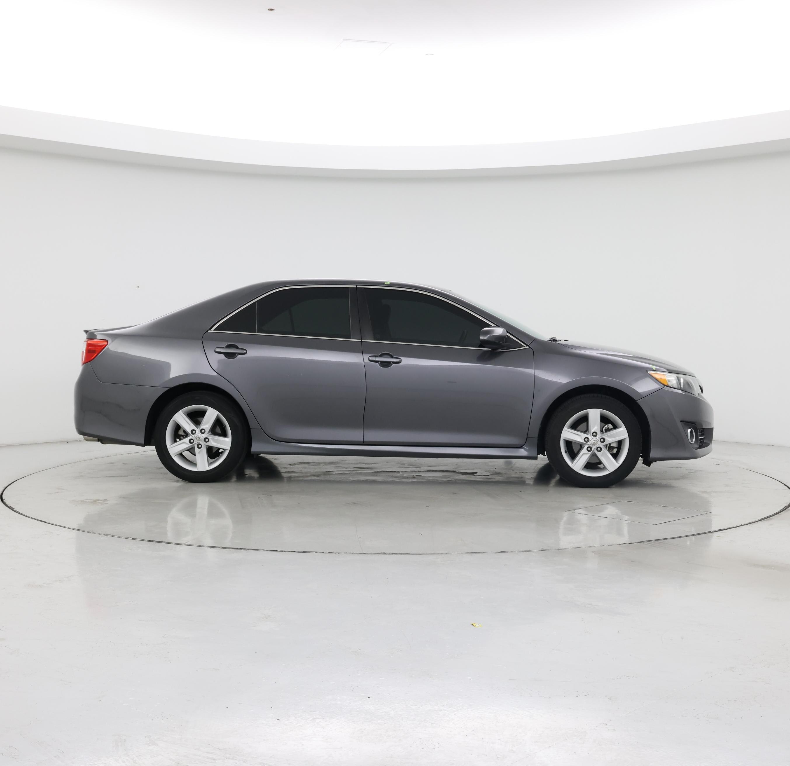Thumbnail: 2014 Toyota Camry - 7