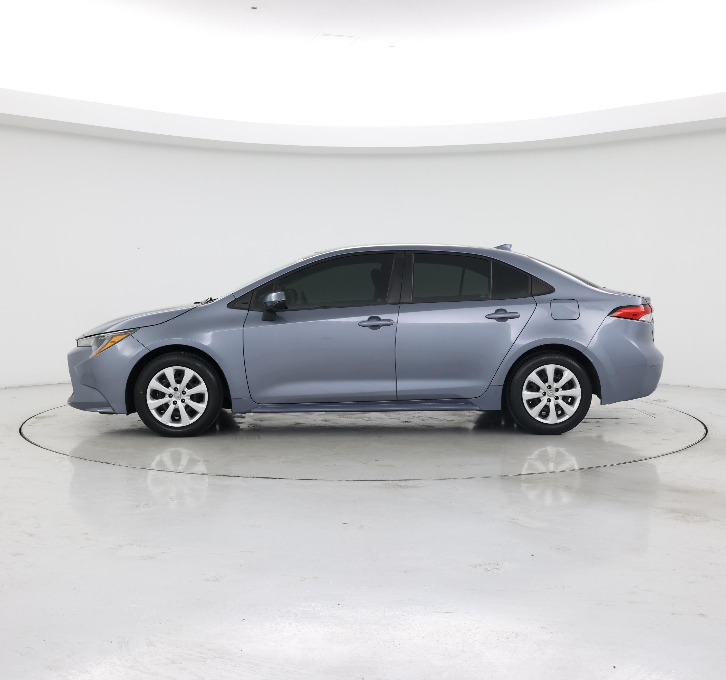 Thumbnail: 2022 Toyota Corolla - 3