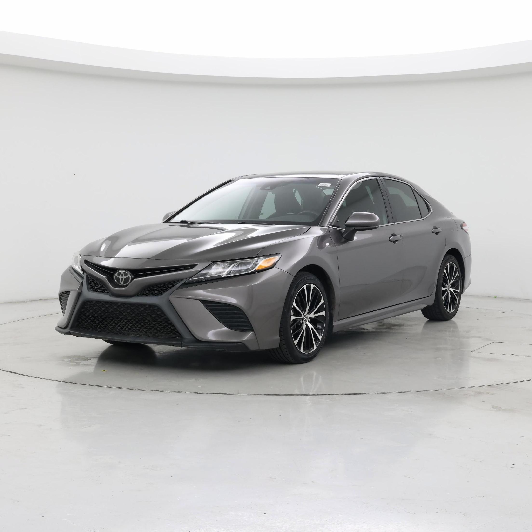 Thumbnail: 2020 Toyota Camry - 4