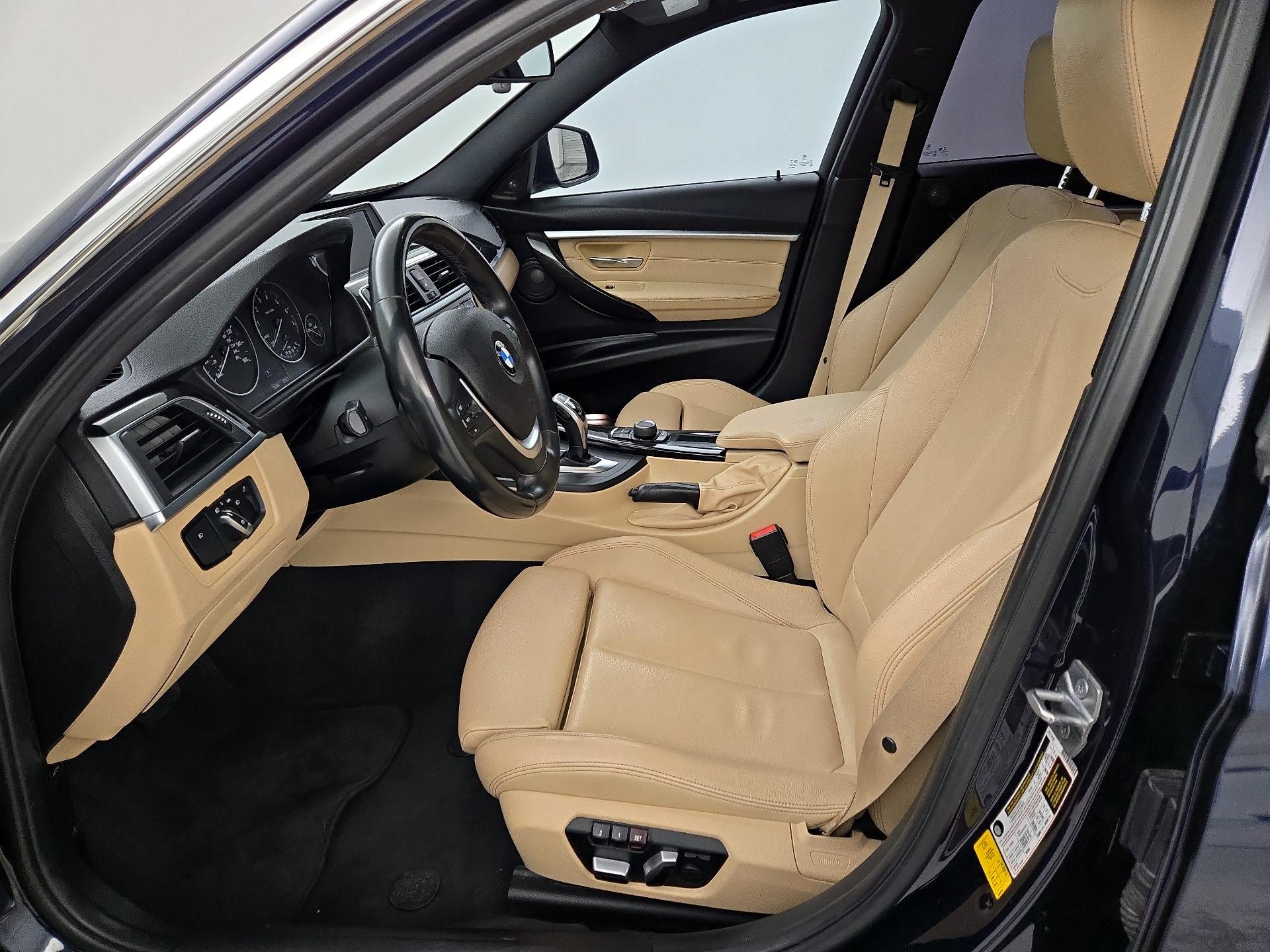 Thumbnail: 2017 BMW 3 Series - 11