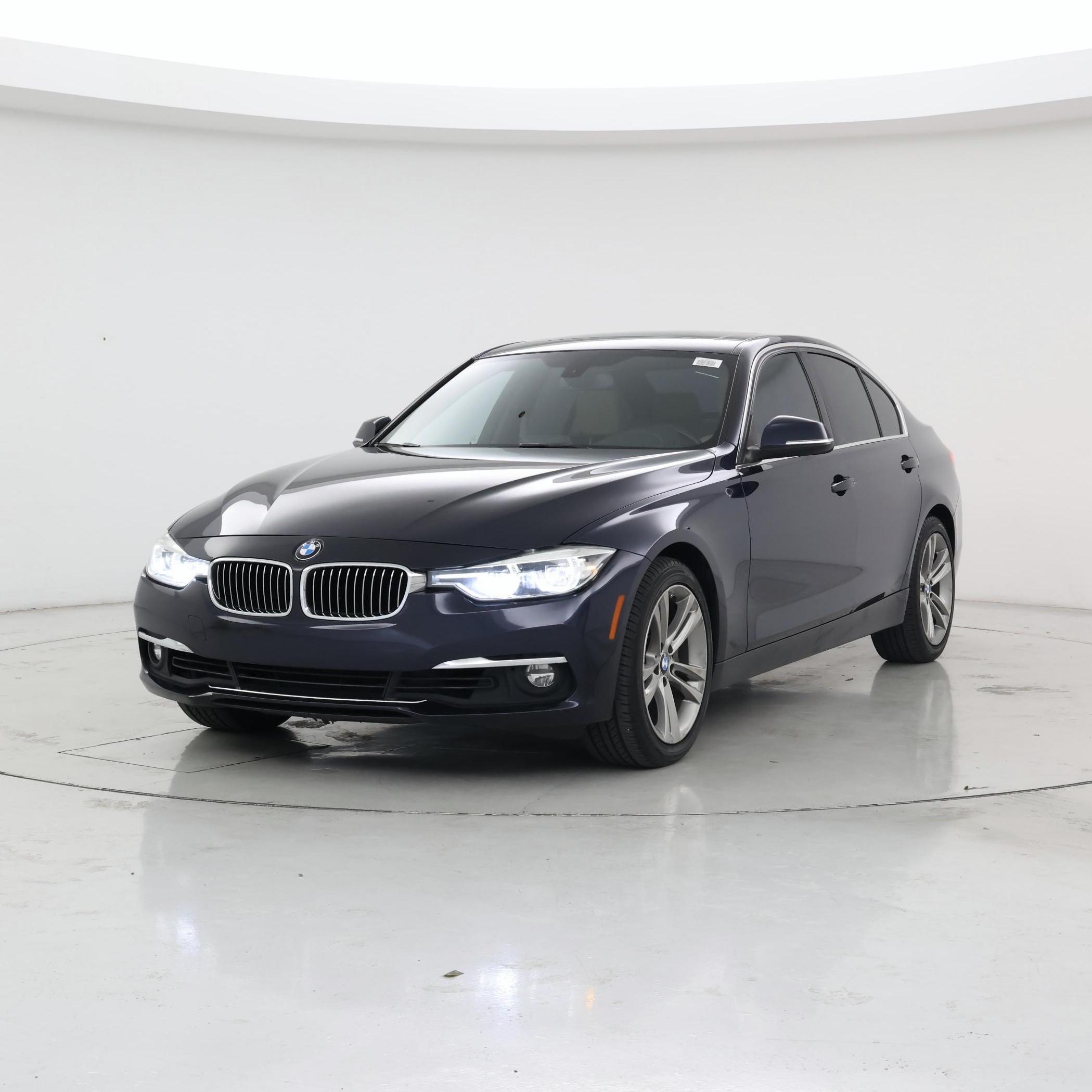 Thumbnail: 2017 BMW 3 Series - 4