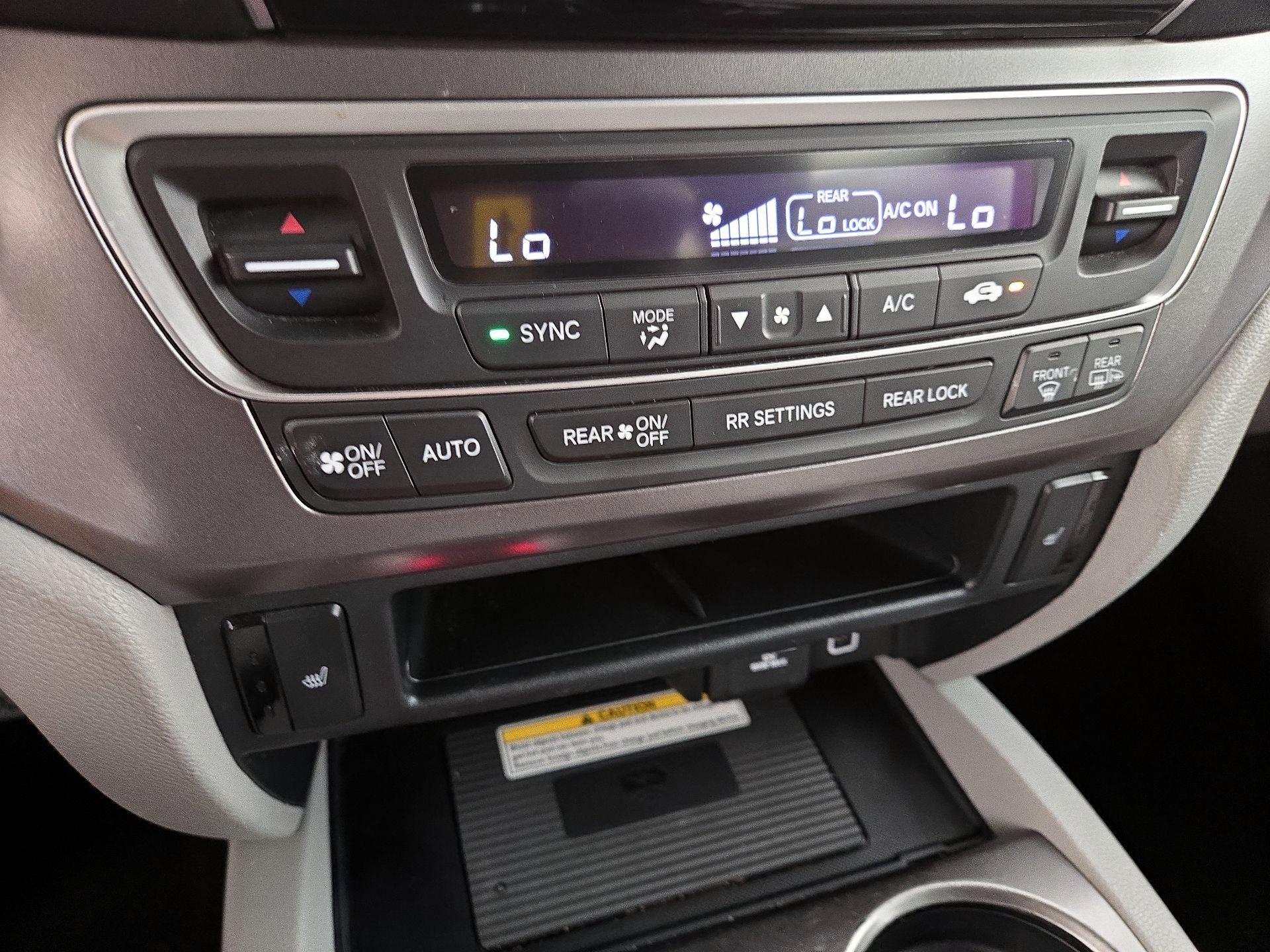 Thumbnail: 2022 Honda Pilot - 16