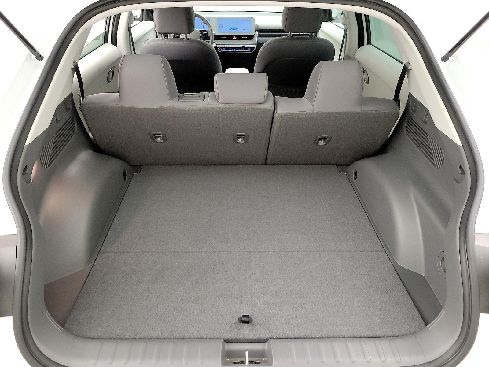 2024 Hyundai IONIQ 5 SE - Photo 18