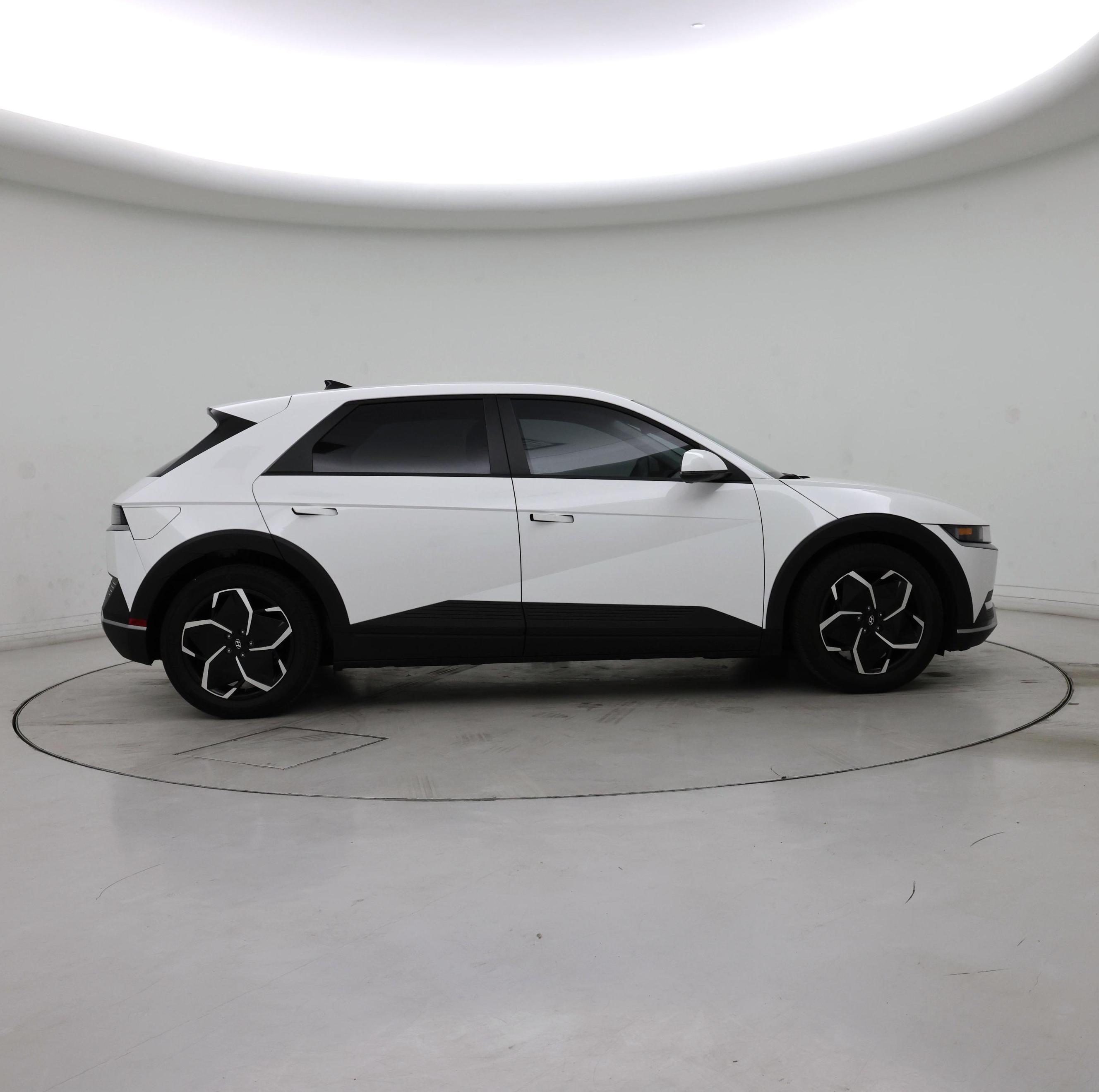 Thumbnail: 2024 Hyundai Ioniq 5 - 7