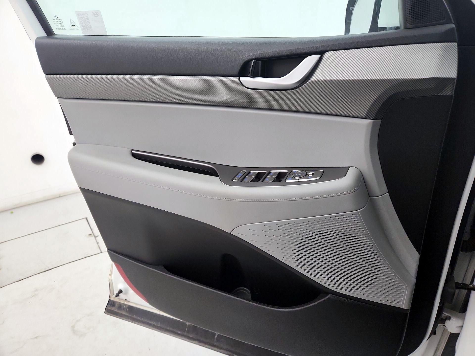 Thumbnail: 2025 Hyundai Palisade - 12