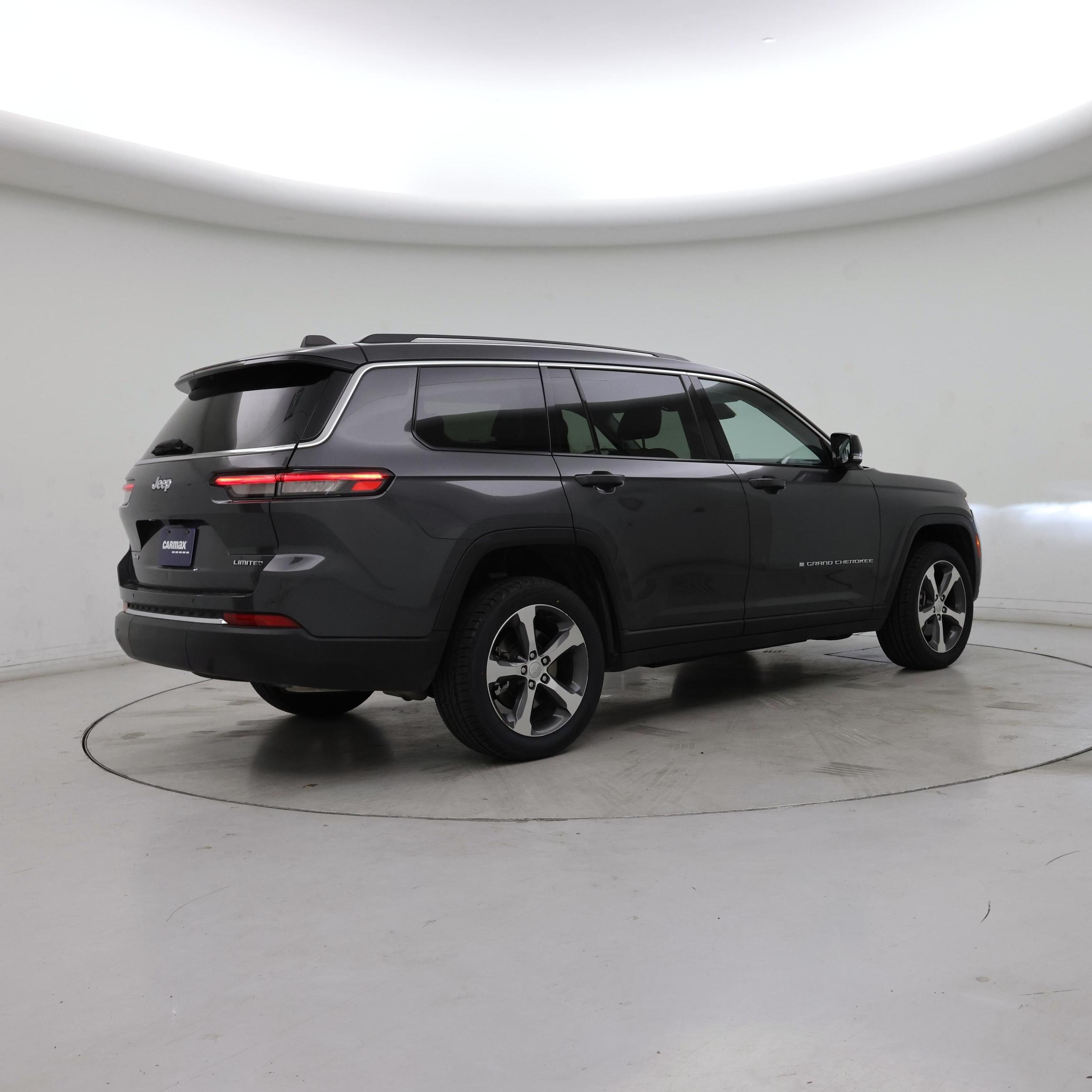Thumbnail: 2023 Jeep Grand Cherokee L - 8