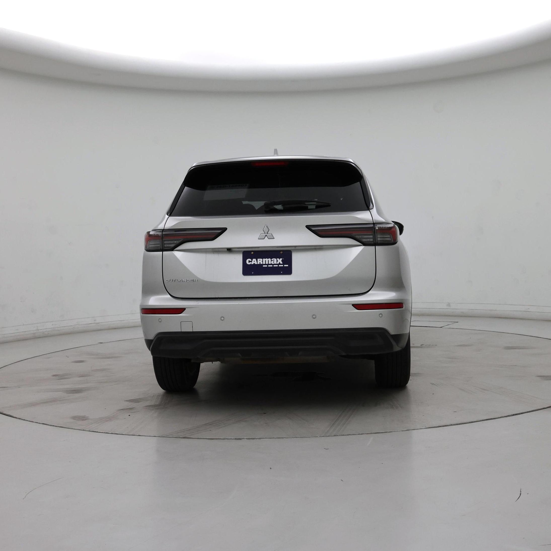 Thumbnail: 2025 Mitsubishi Outlander - 6