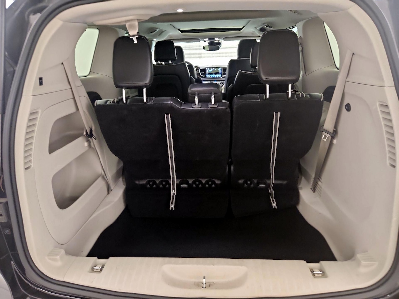 2024 Chrysler Pacifica Limited - Photo 23