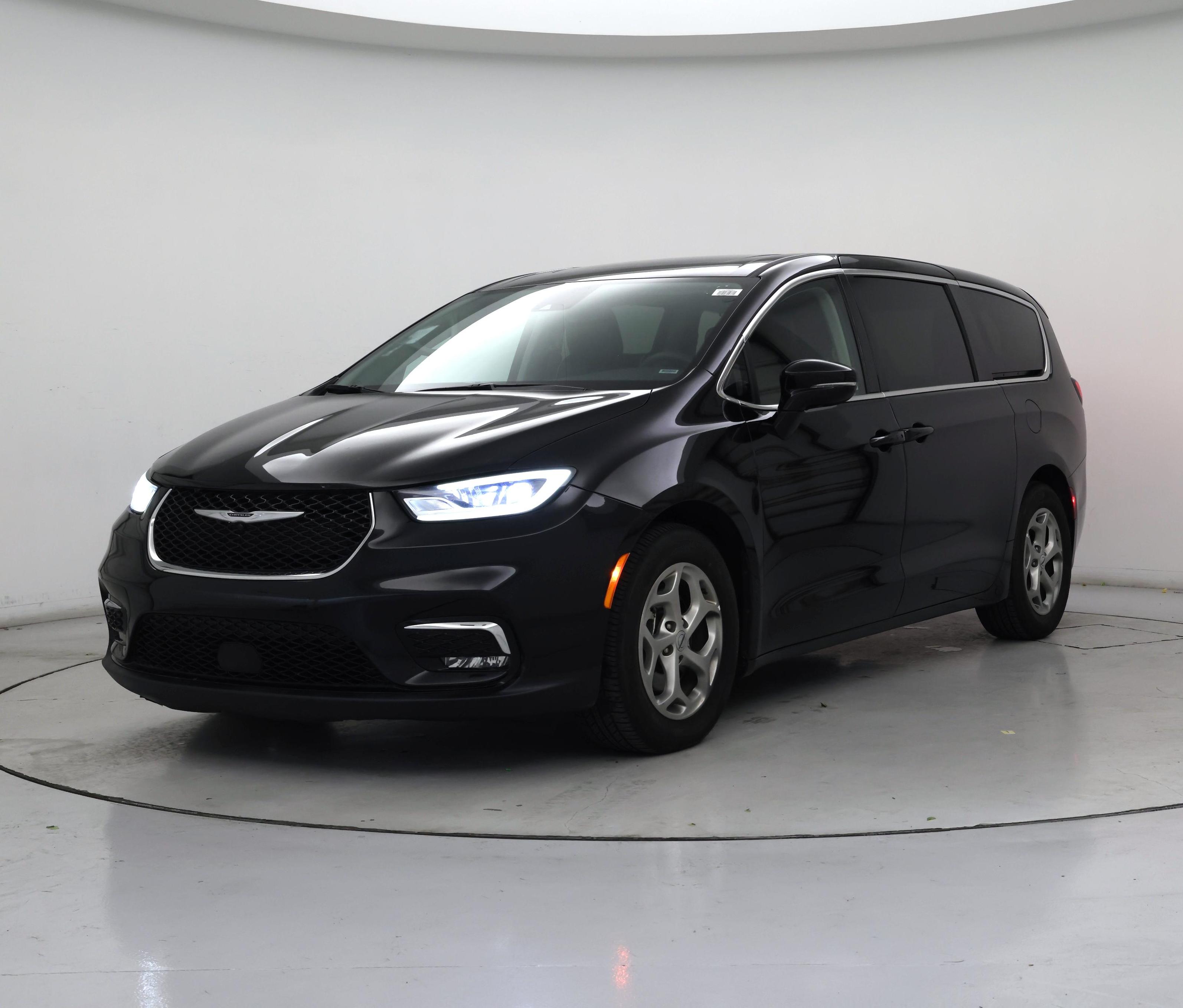 Thumbnail: 2024 Chrysler Pacifica - 4