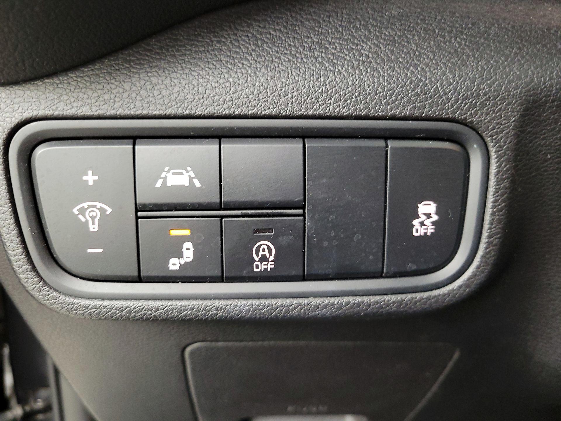 Thumbnail: 2021 Kia Soul - 13