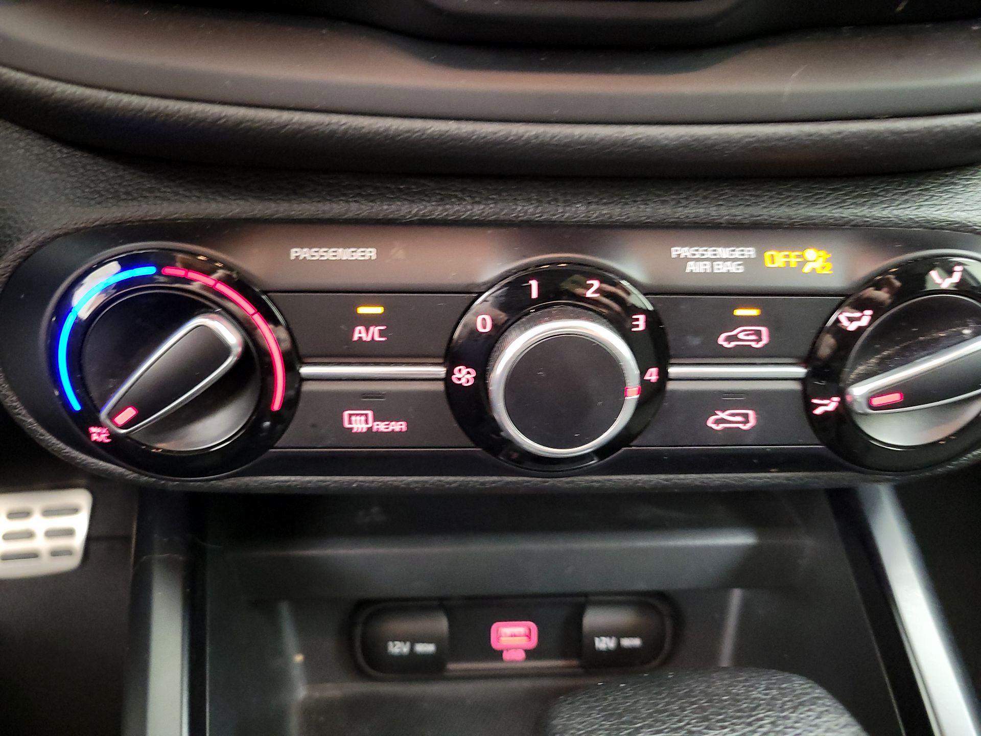Thumbnail: 2021 Kia Soul - 16