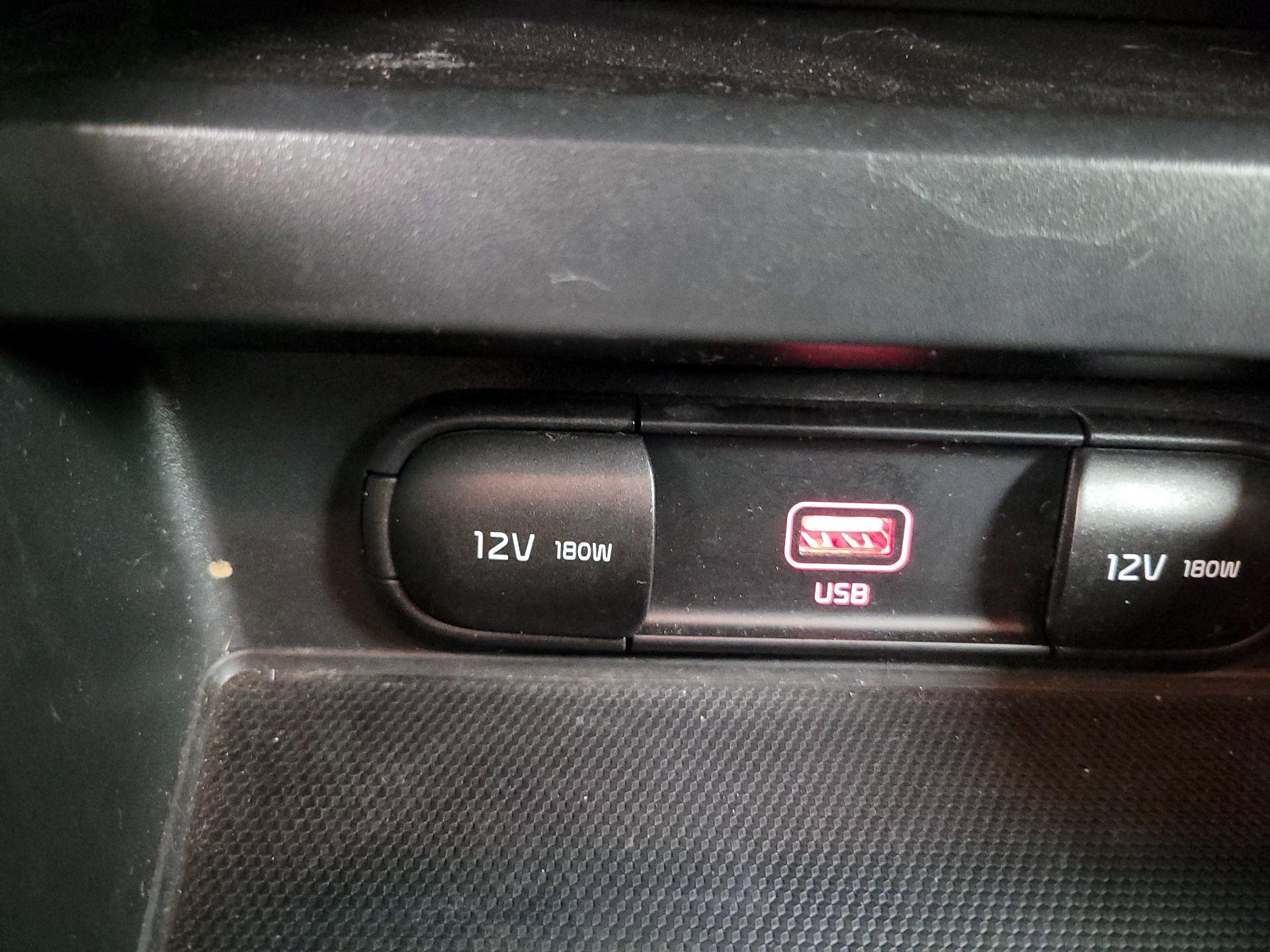 Thumbnail: 2021 Kia Soul - 18