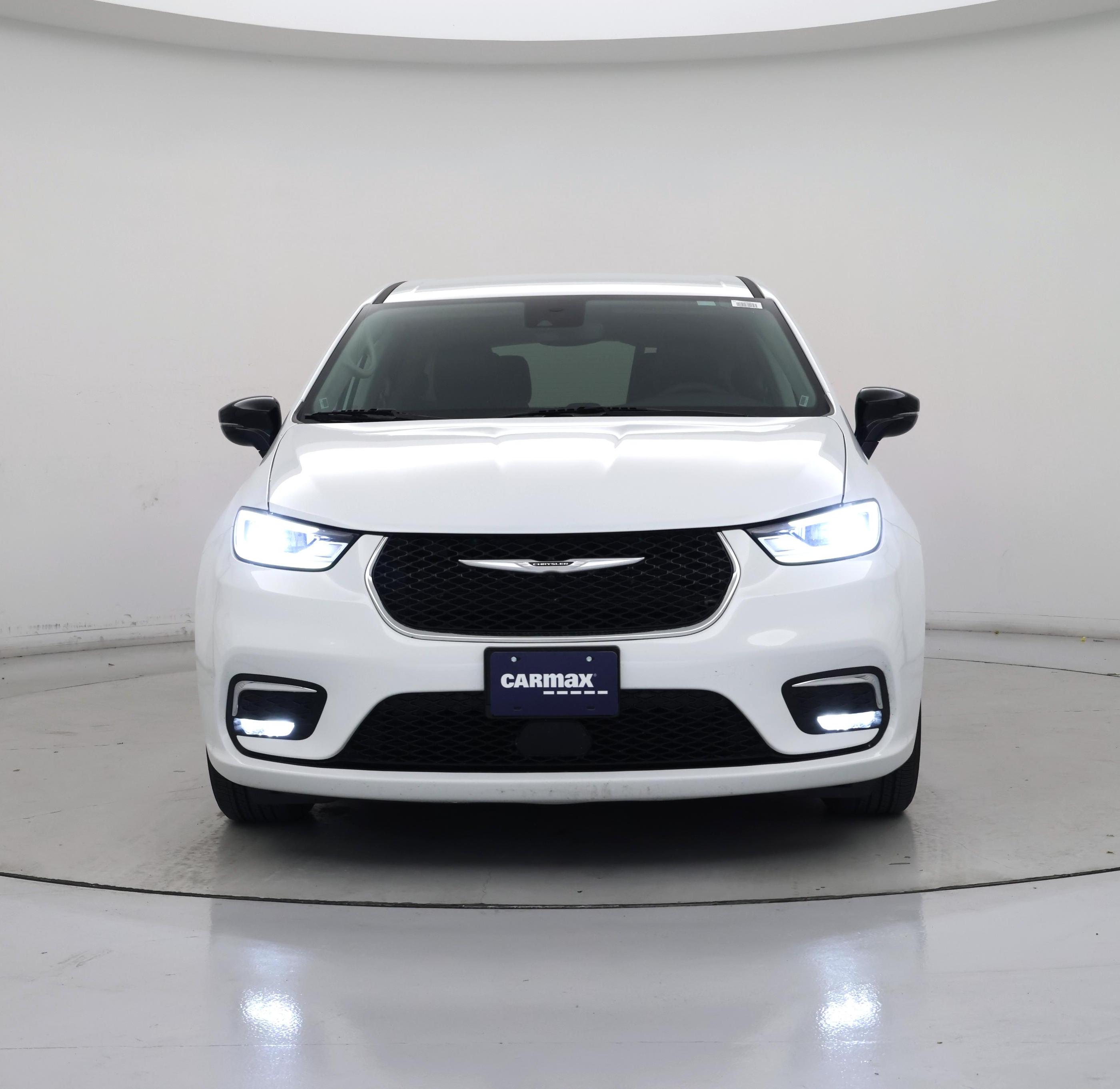 Thumbnail: 2024 Chrysler Pacifica - 5