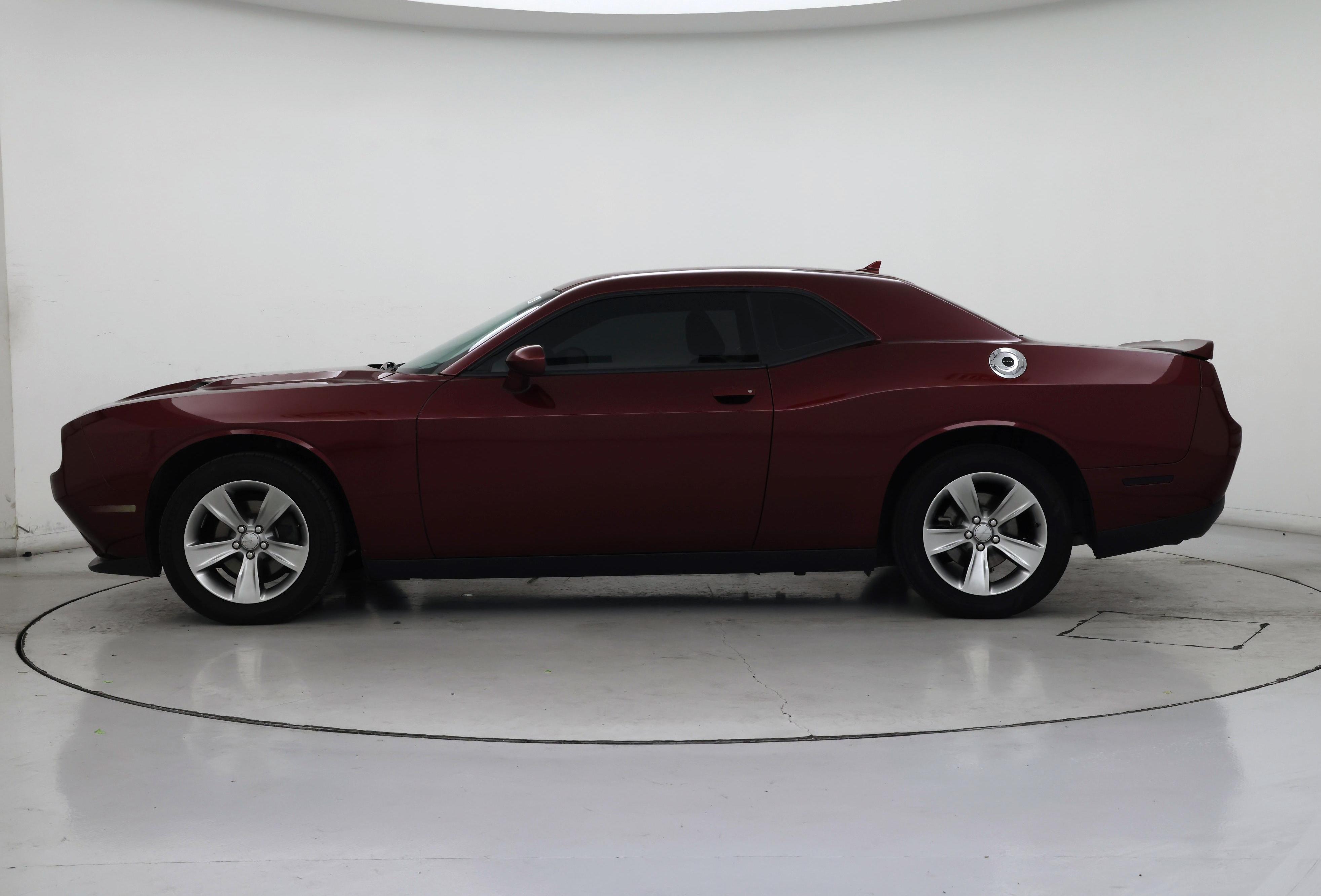 Thumbnail: 2020 Dodge Challenger - 3
