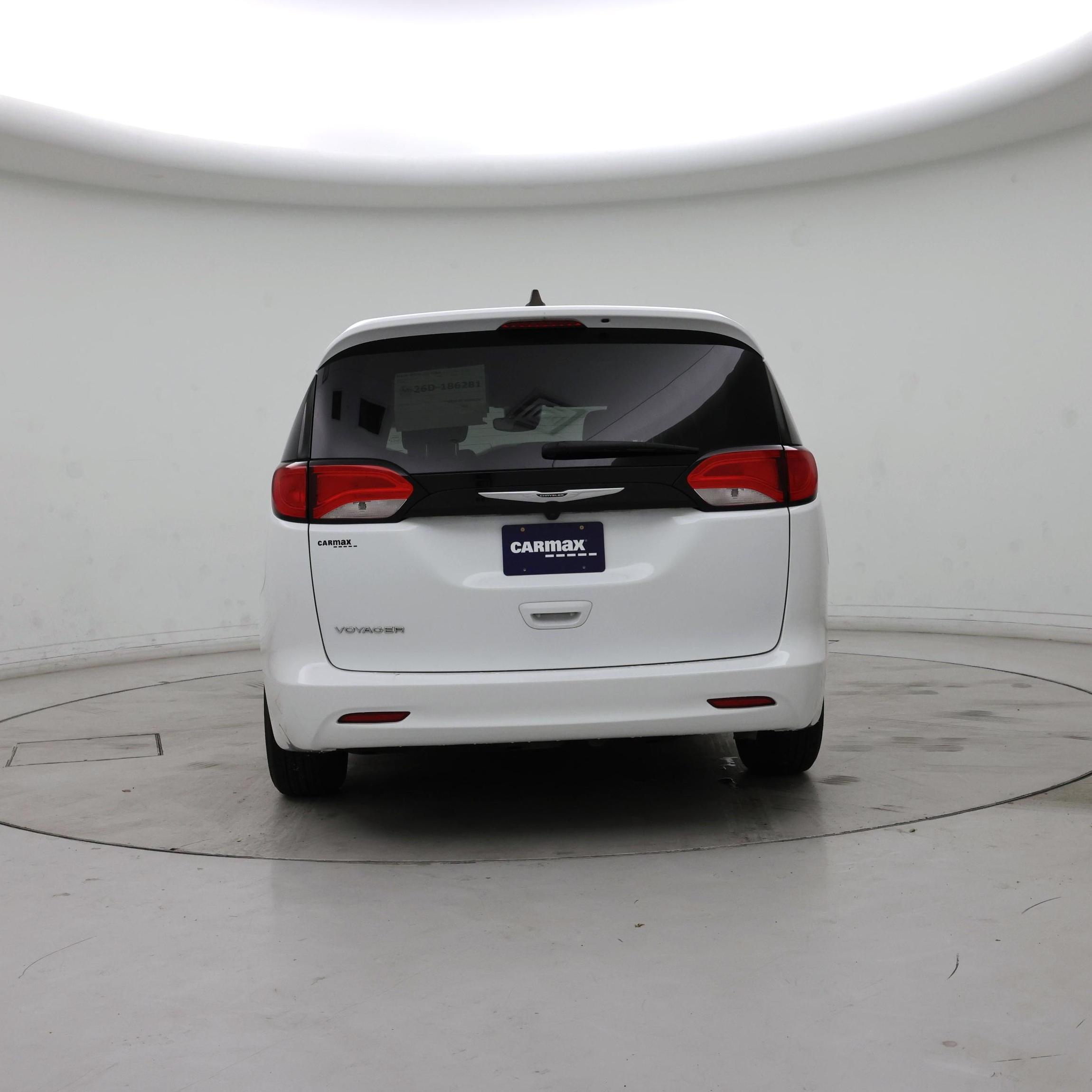 Thumbnail: 2023 Chrysler Voyager - 6