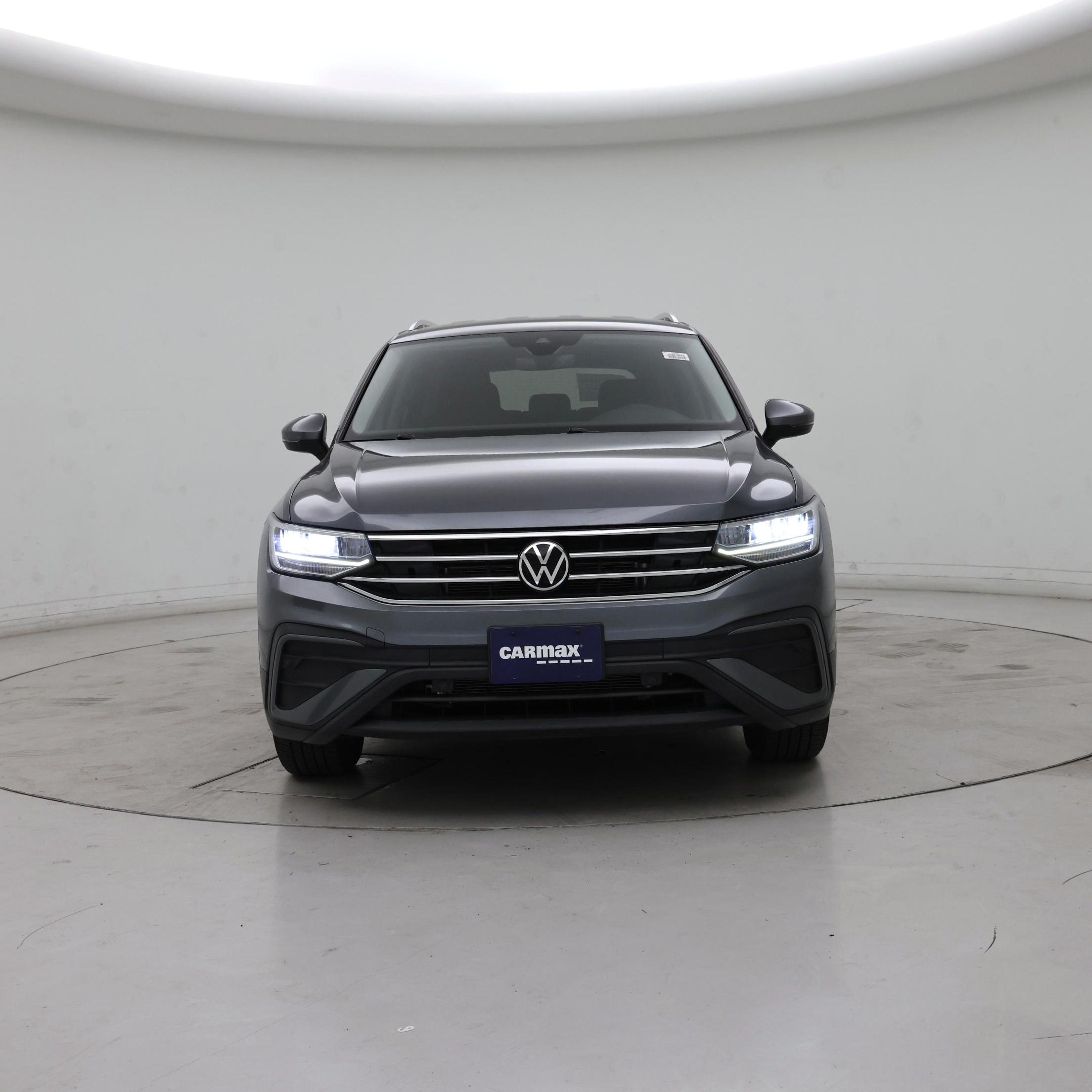 Thumbnail: 2023 Volkswagen Tiguan - 5