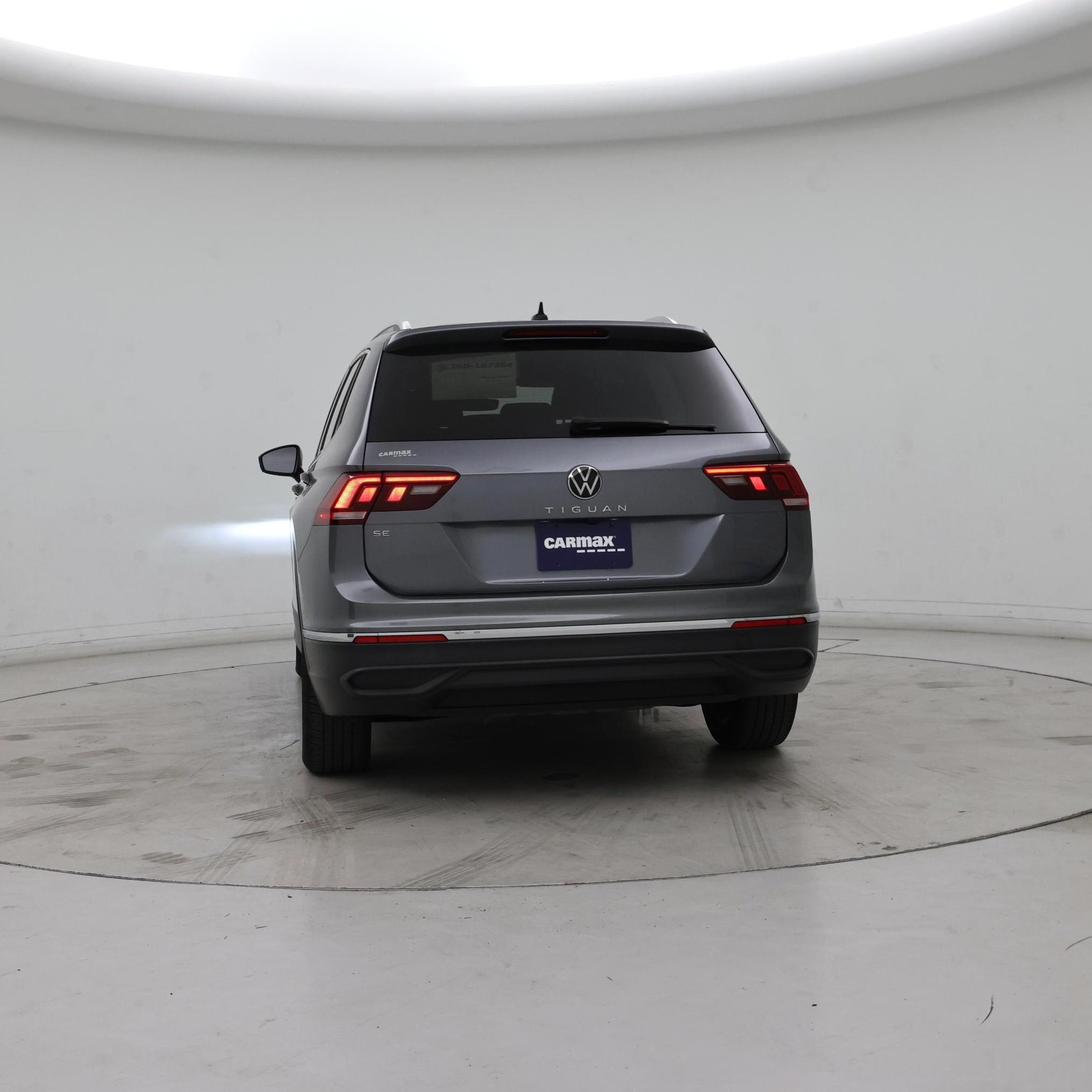 Thumbnail: 2023 Volkswagen Tiguan - 6