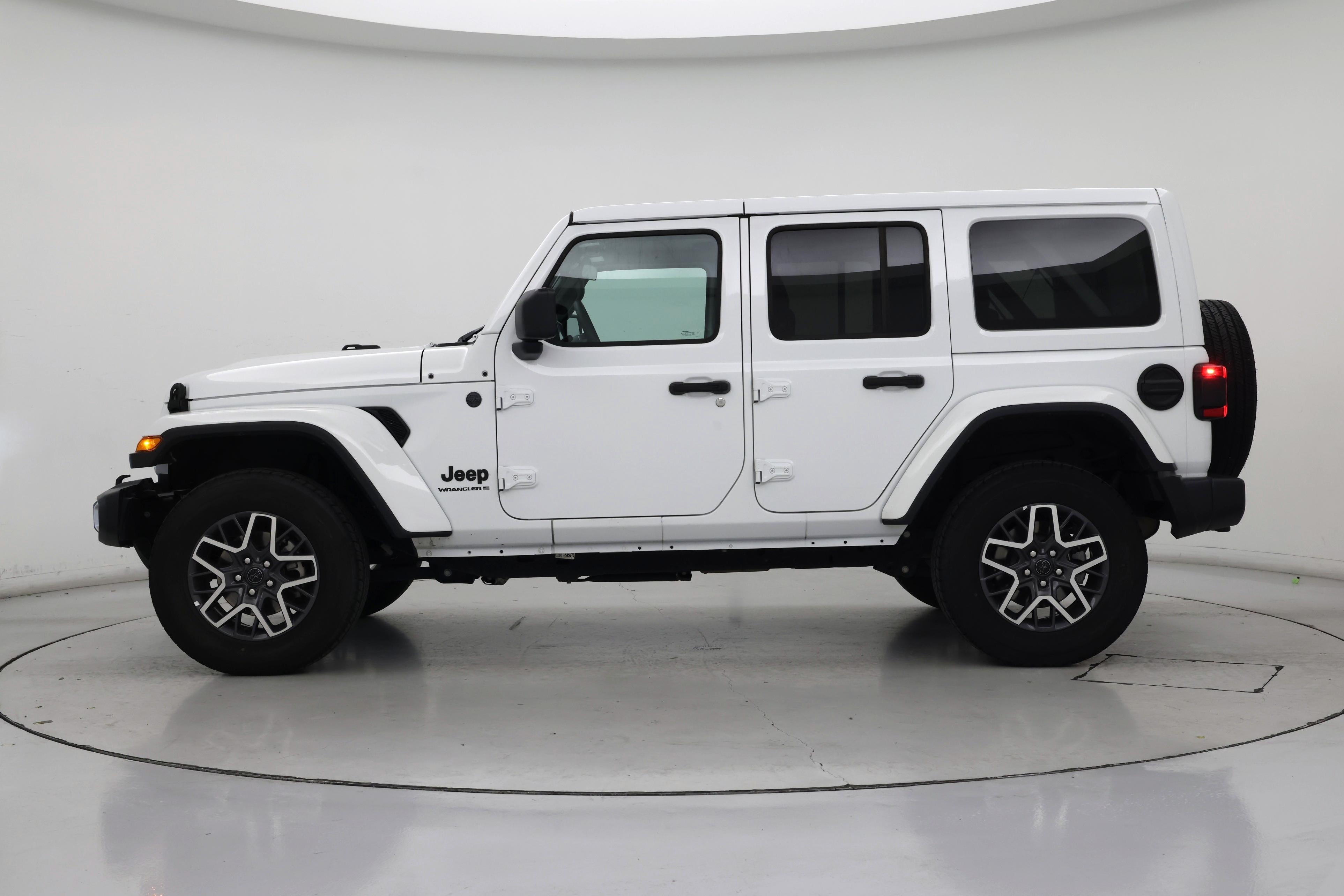 Thumbnail: 2025 Jeep Wrangler - 3