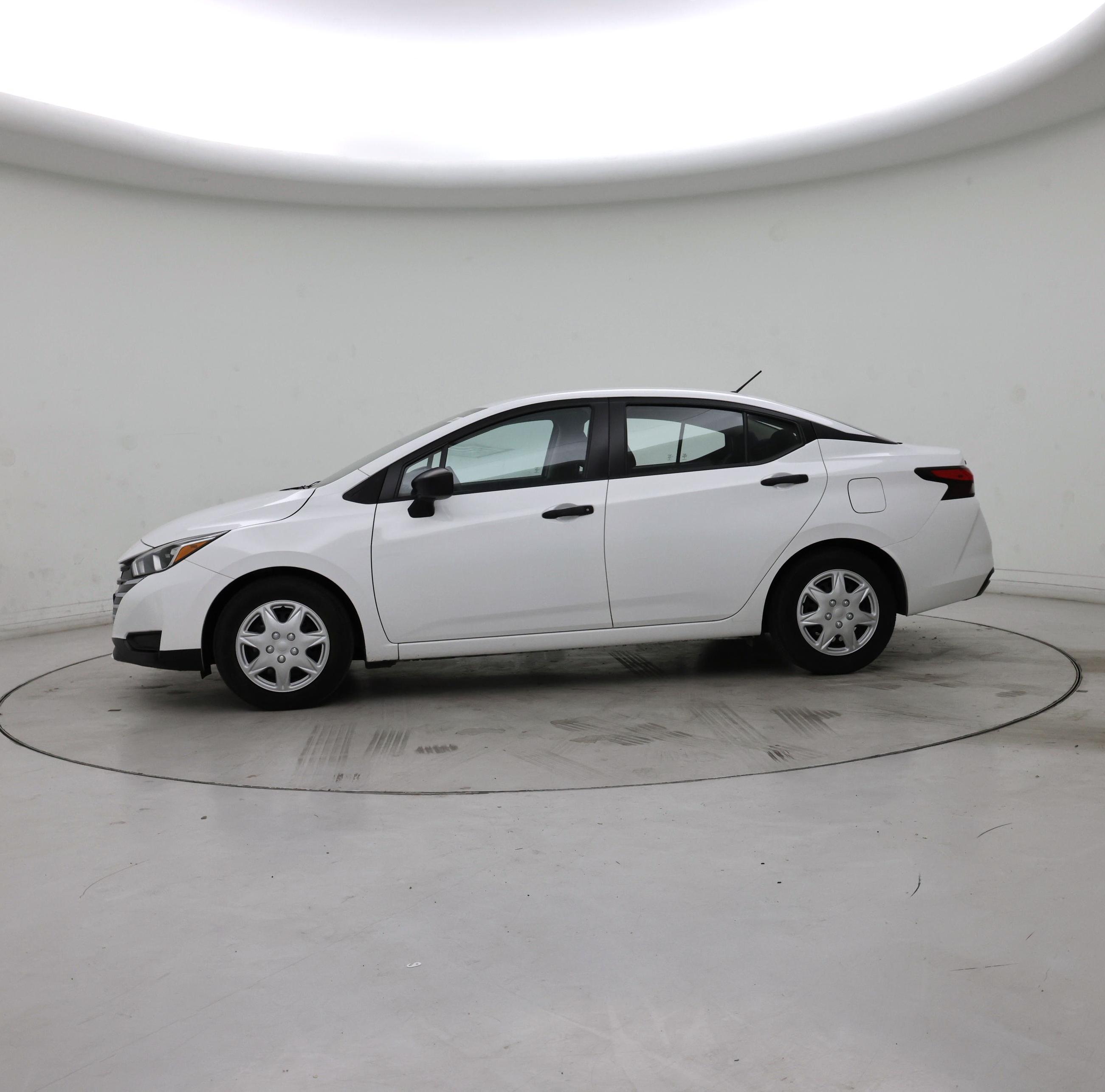 Thumbnail: 2024 Nissan Versa - 3