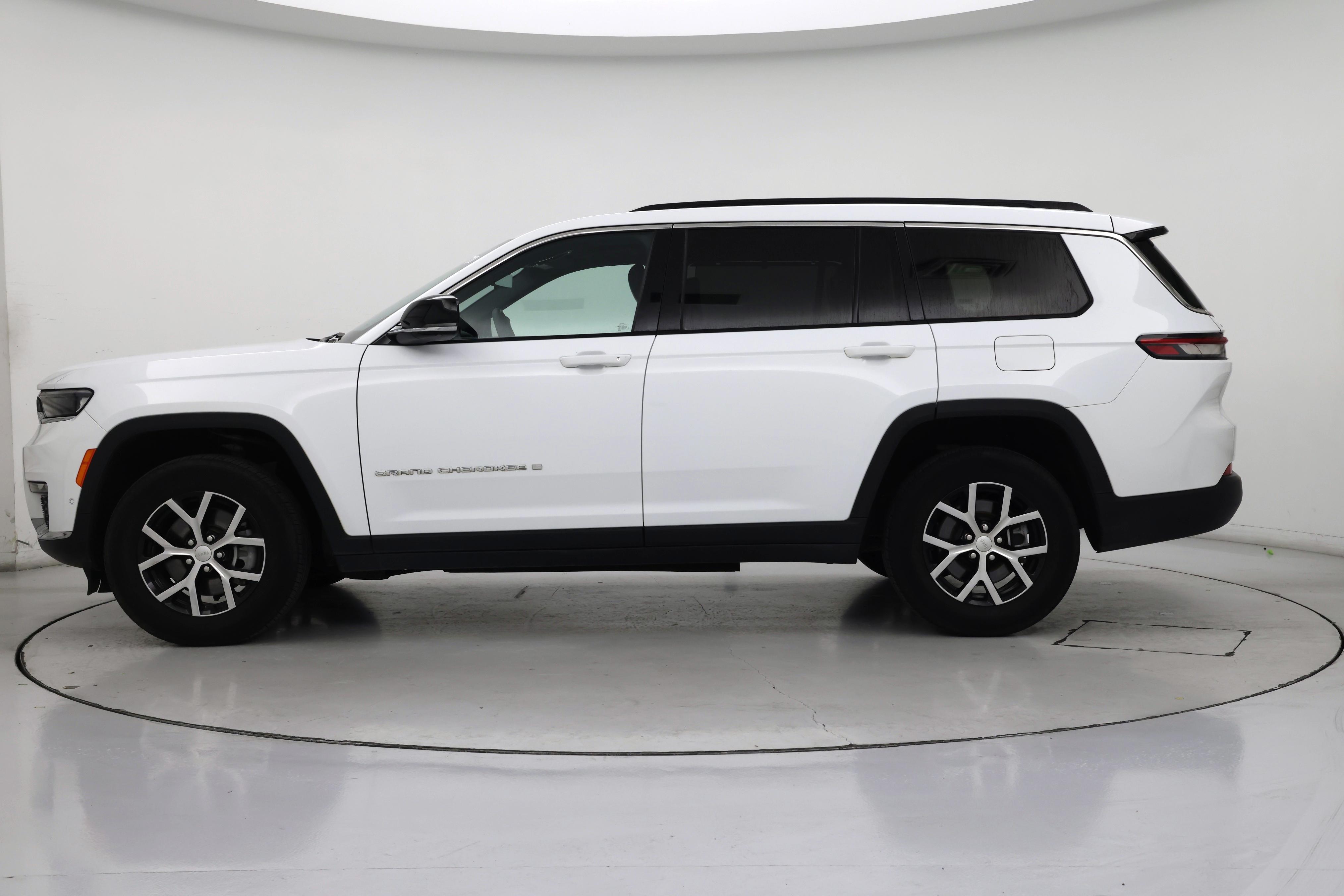 Thumbnail: 2024 Jeep Grand Cherokee L - 3