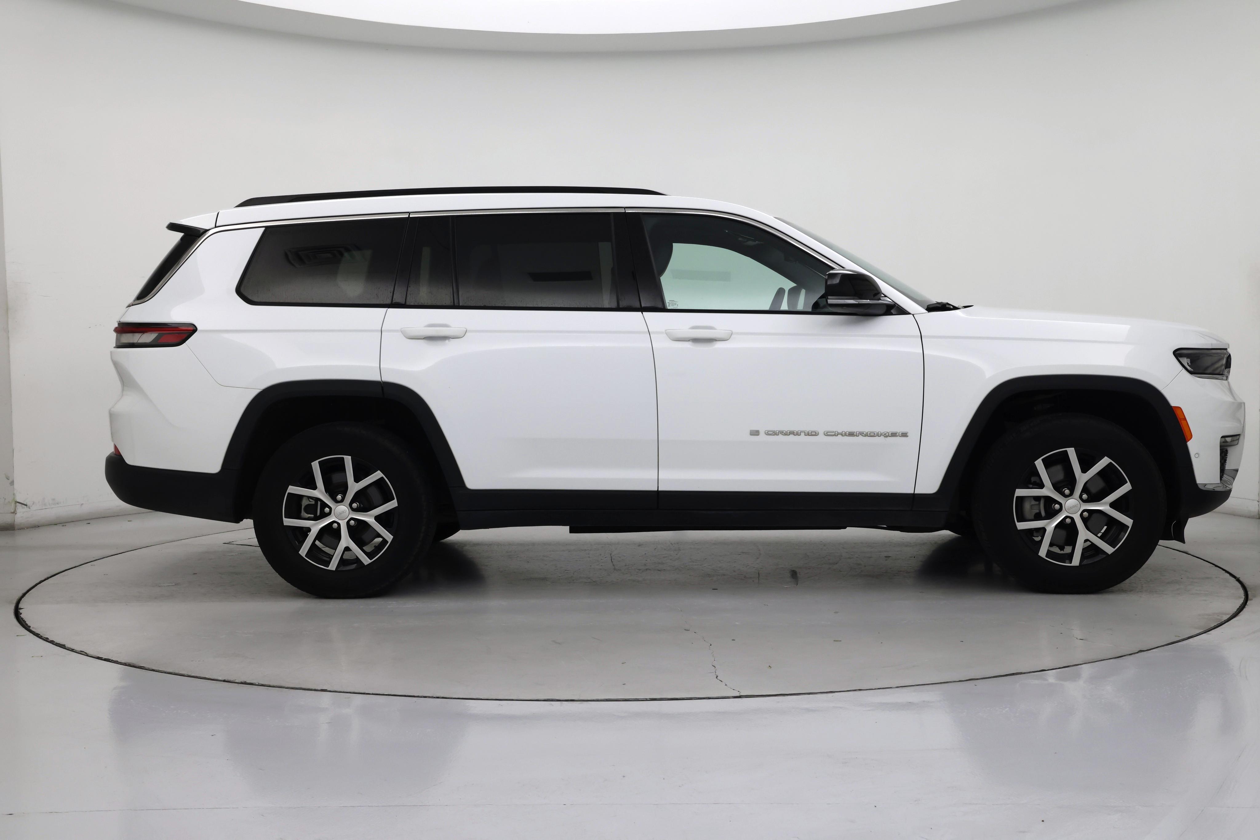 Thumbnail: 2024 Jeep Grand Cherokee L - 7