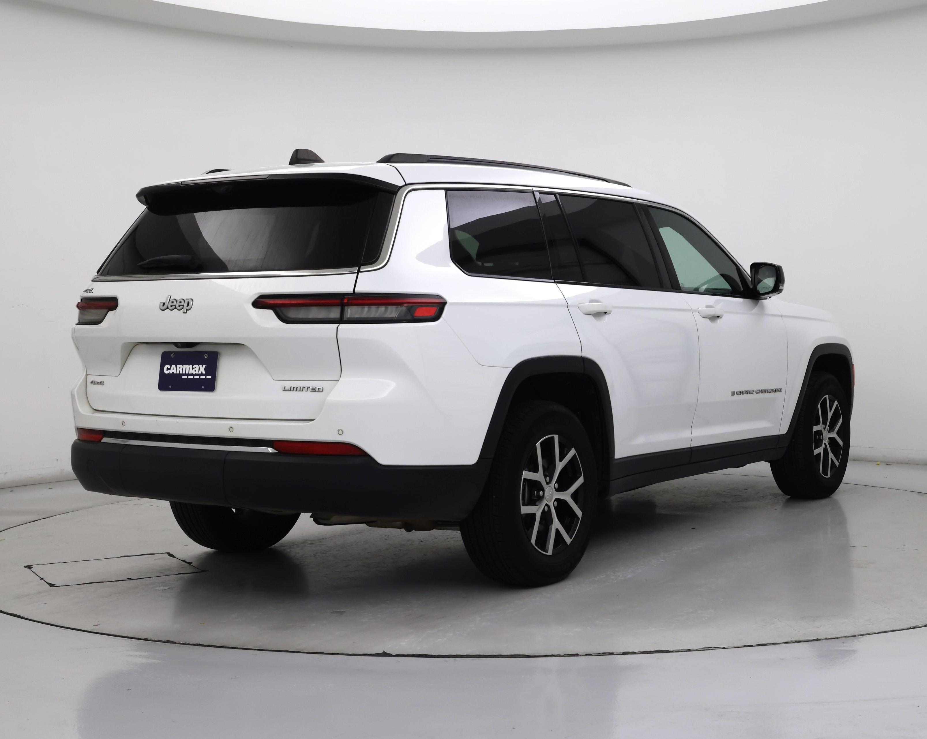Thumbnail: 2024 Jeep Grand Cherokee L - 8