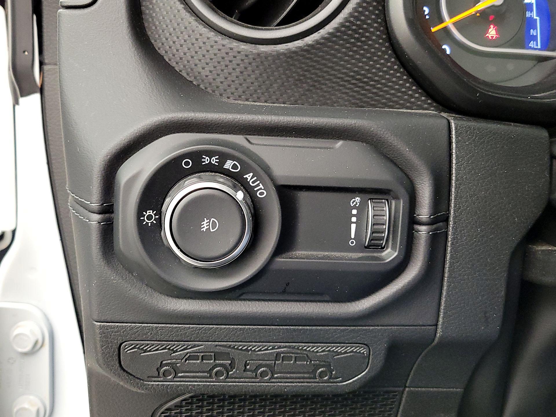 Thumbnail: 2025 Jeep Wrangler - 13