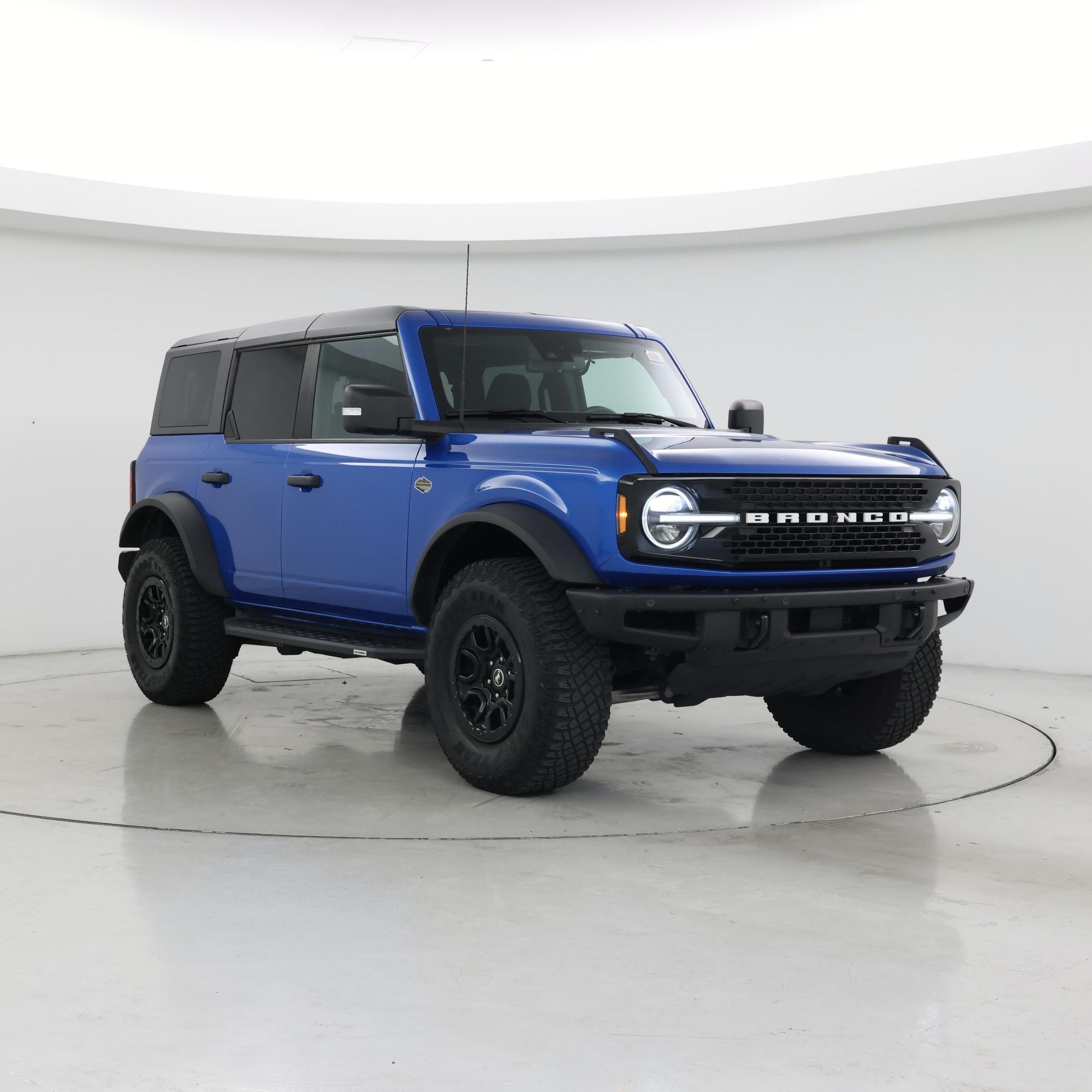 Blue 2023 Ford Bronco Wildtrak Advanced 4-Door 4WD SUV / Crossover Four-Wheel Drive Automatic
