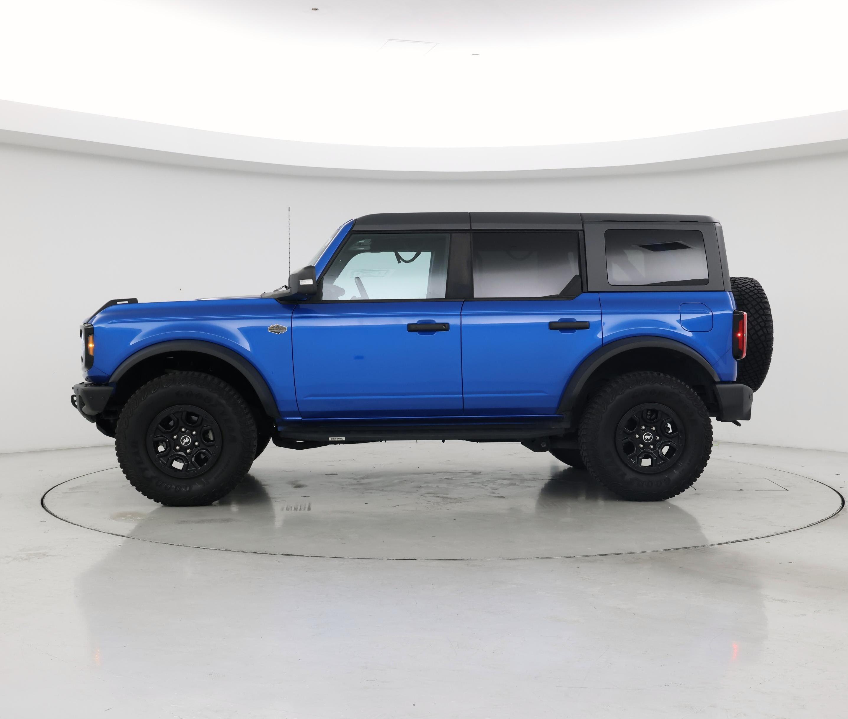 Thumbnail: 2023 Ford Bronco - 3