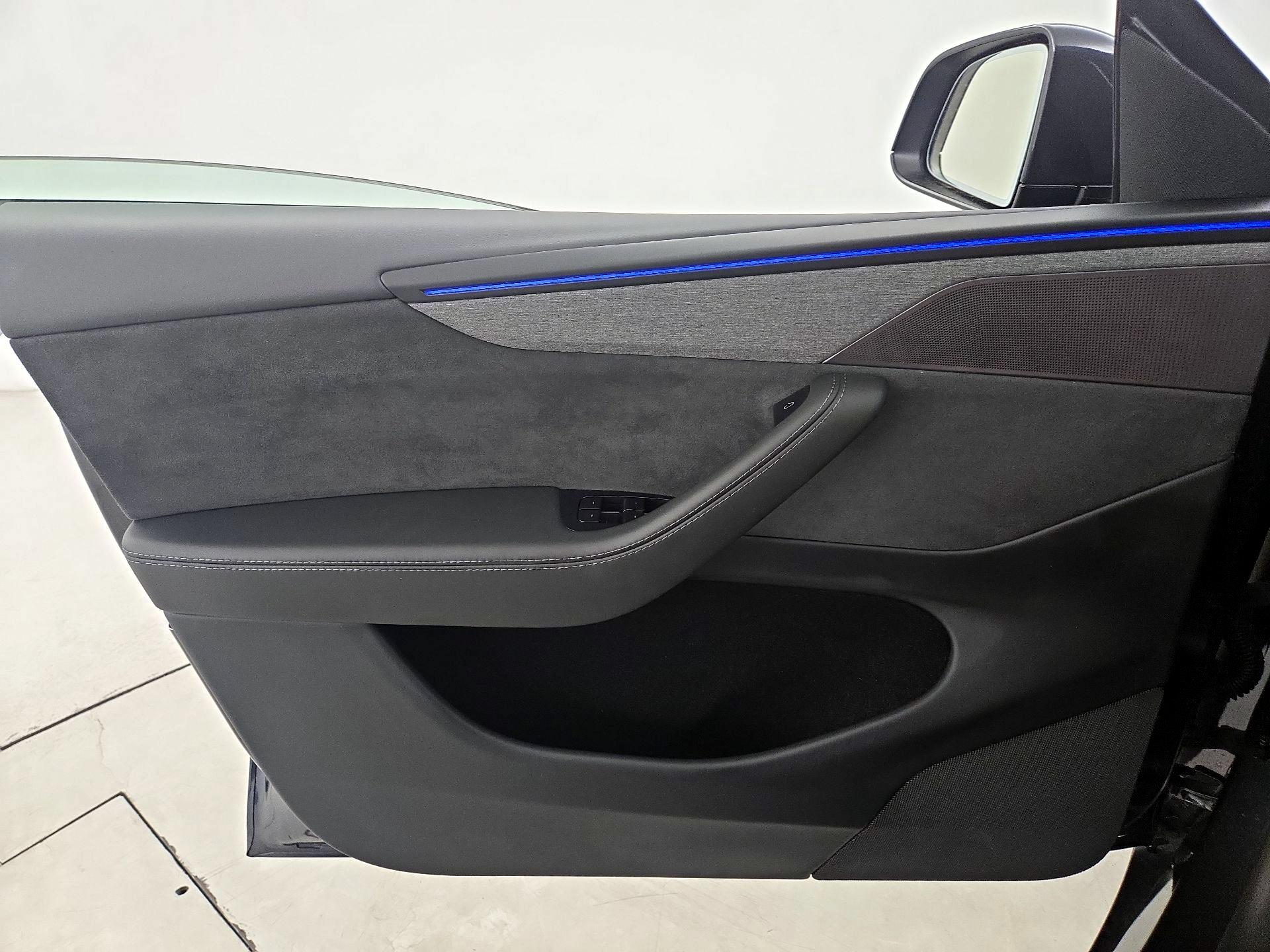 Thumbnail: 2026 Tesla Model Y - 12