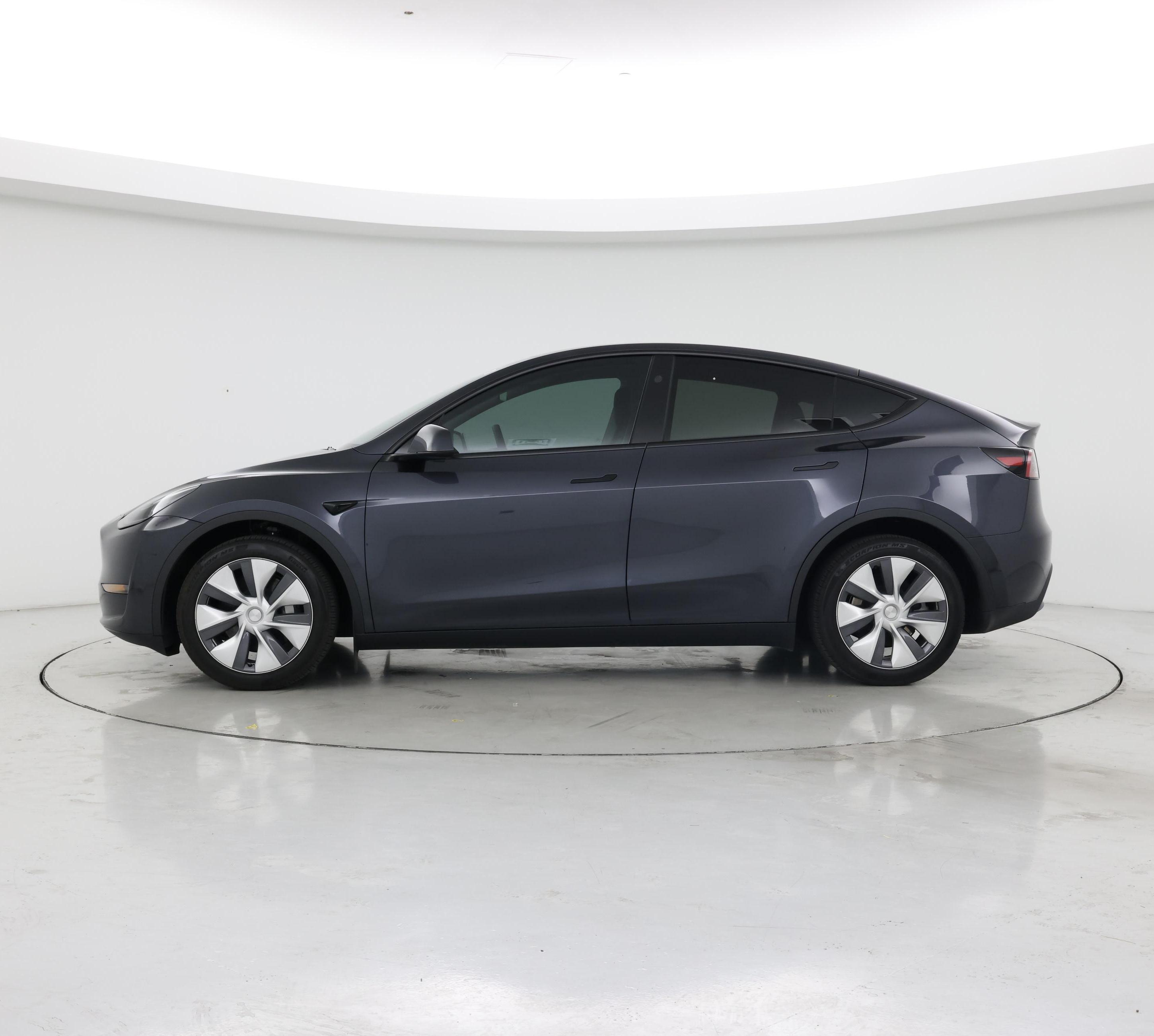 Thumbnail: 2024 Tesla Model Y - 3