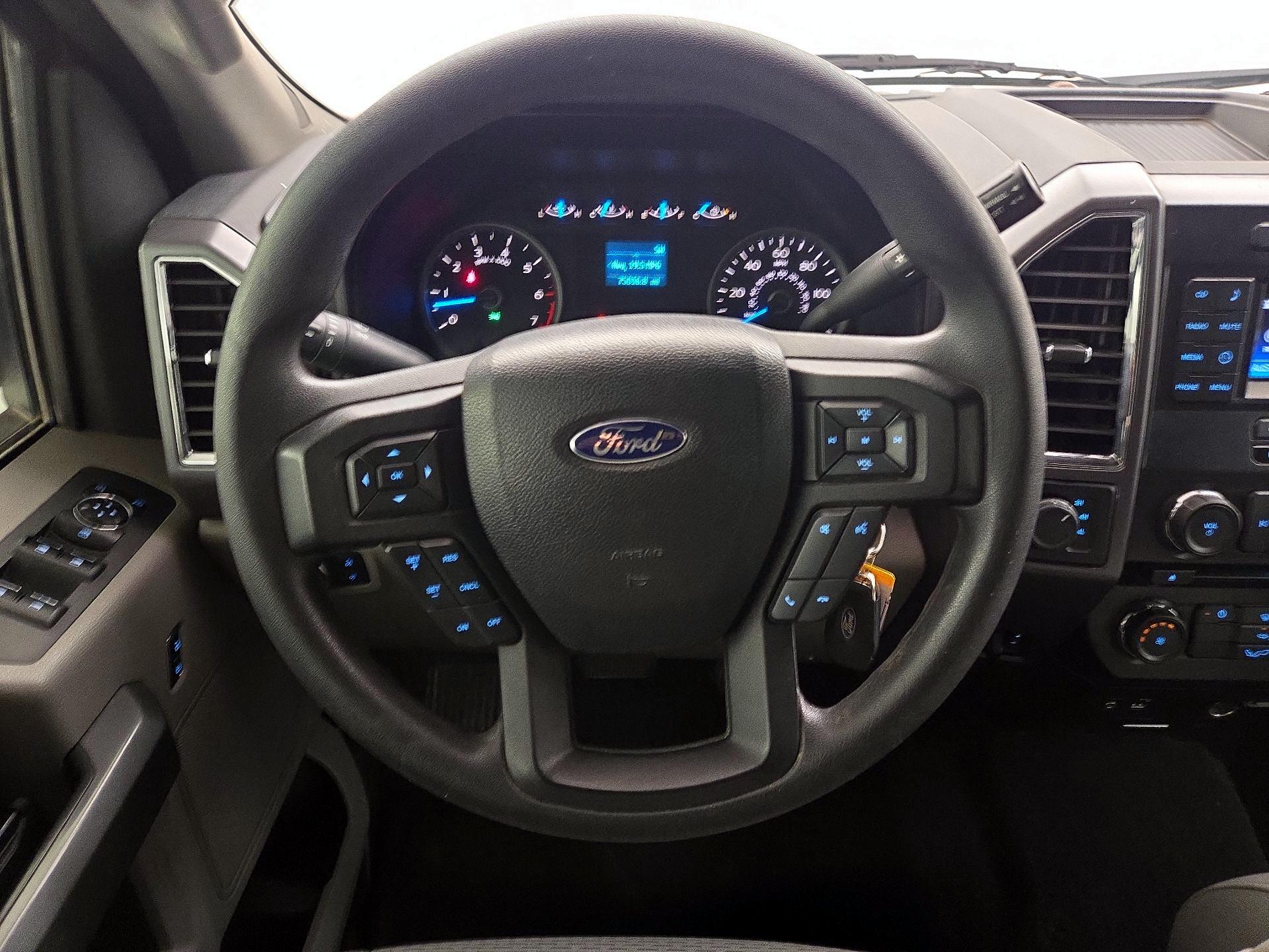 Thumbnail: 2015 Ford F-150 - 10